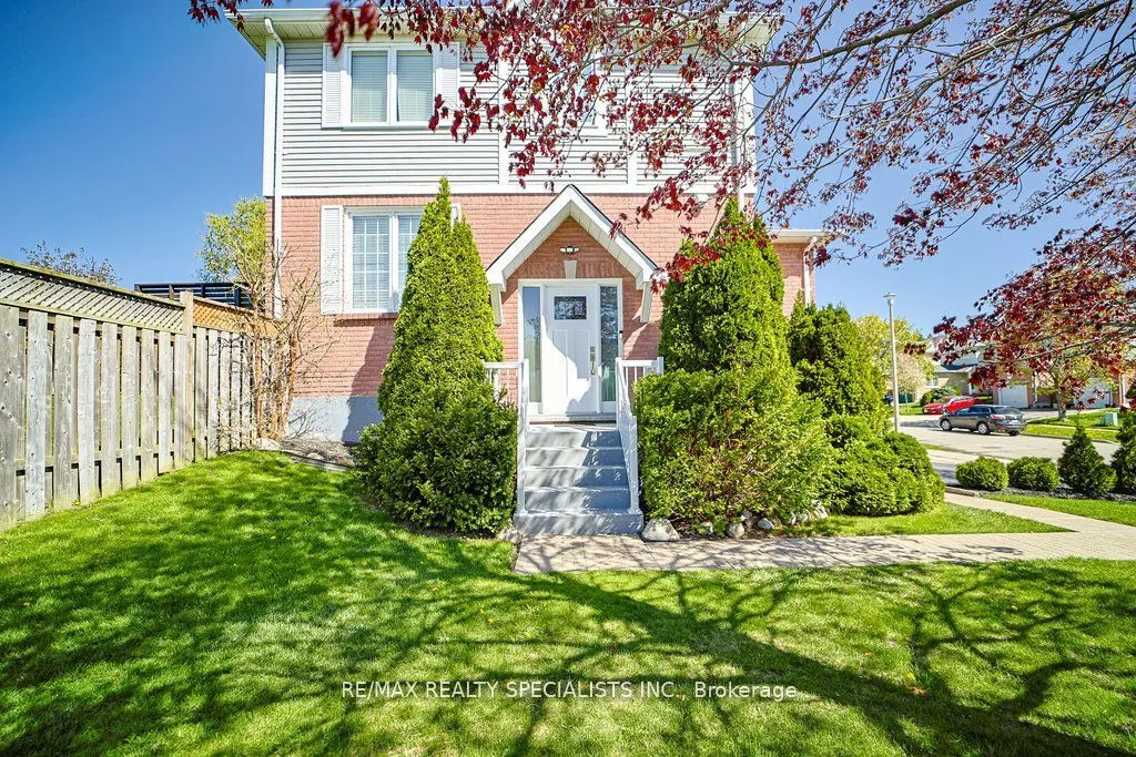 123 Middlemiss Crescent