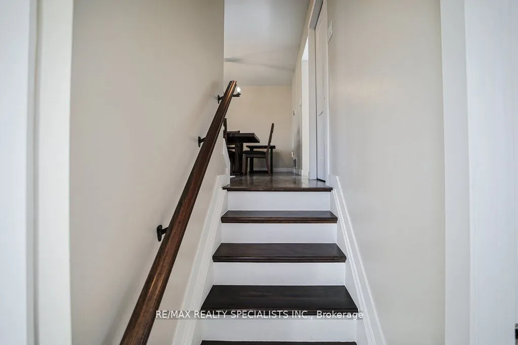 123 Middlemiss Crescent