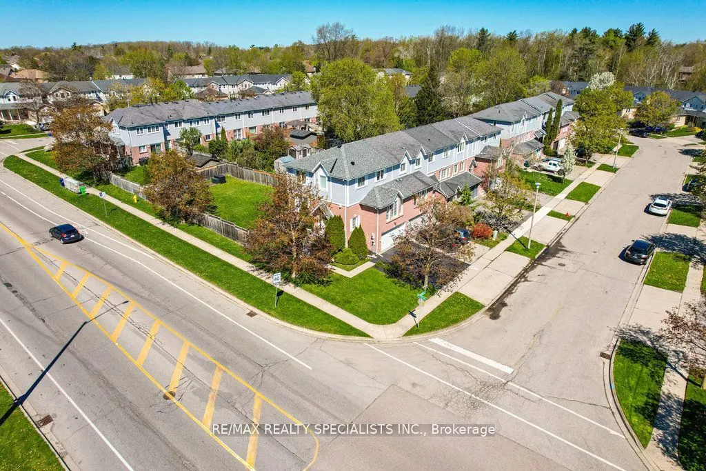 123 Middlemiss Crescent