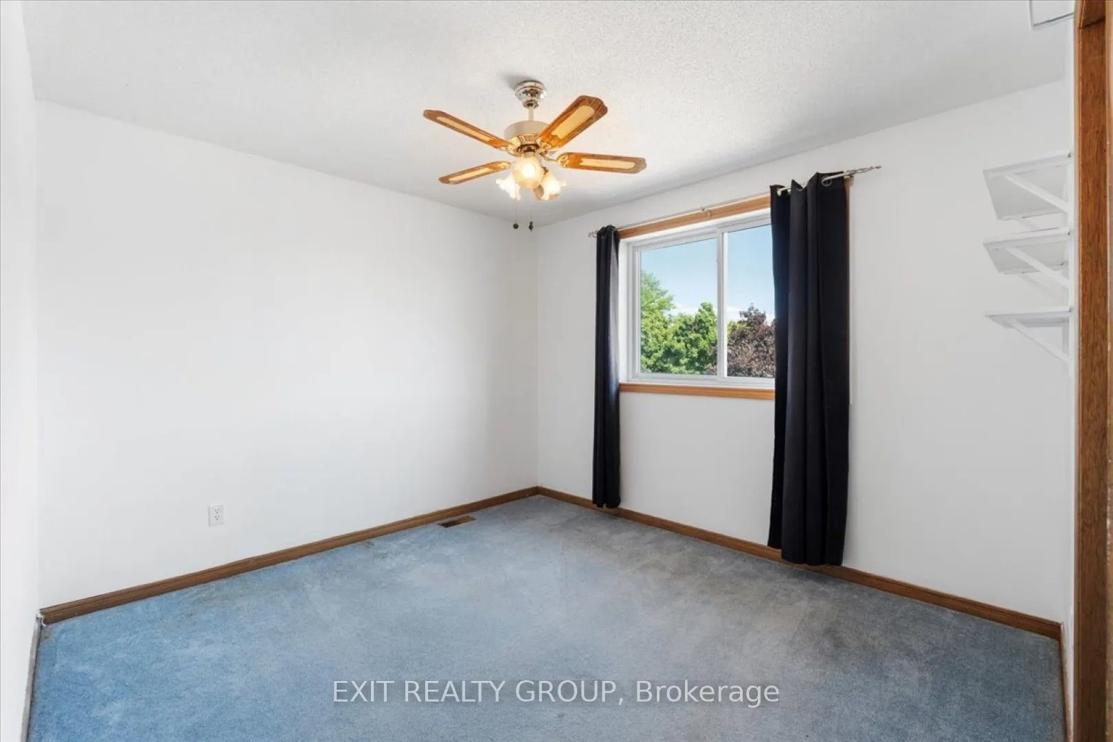 39 Sherwood Crescent