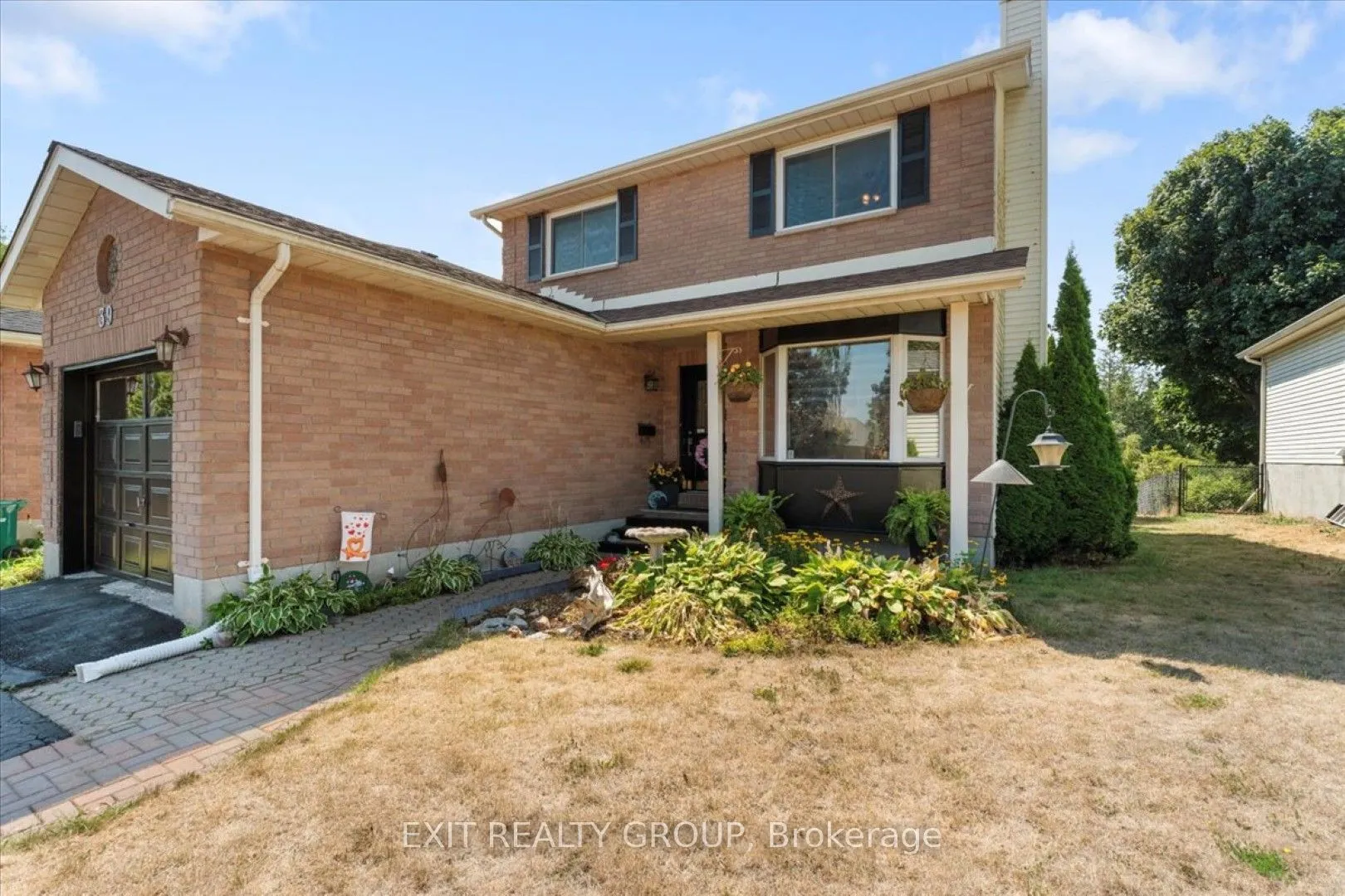 39 Sherwood Crescent