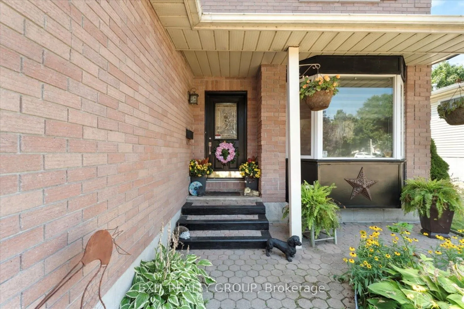 39 Sherwood Crescent