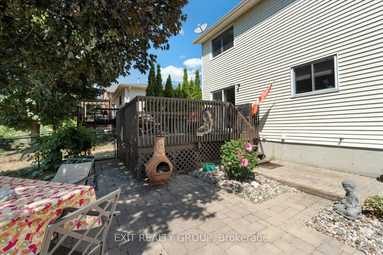 39 Sherwood Crescent