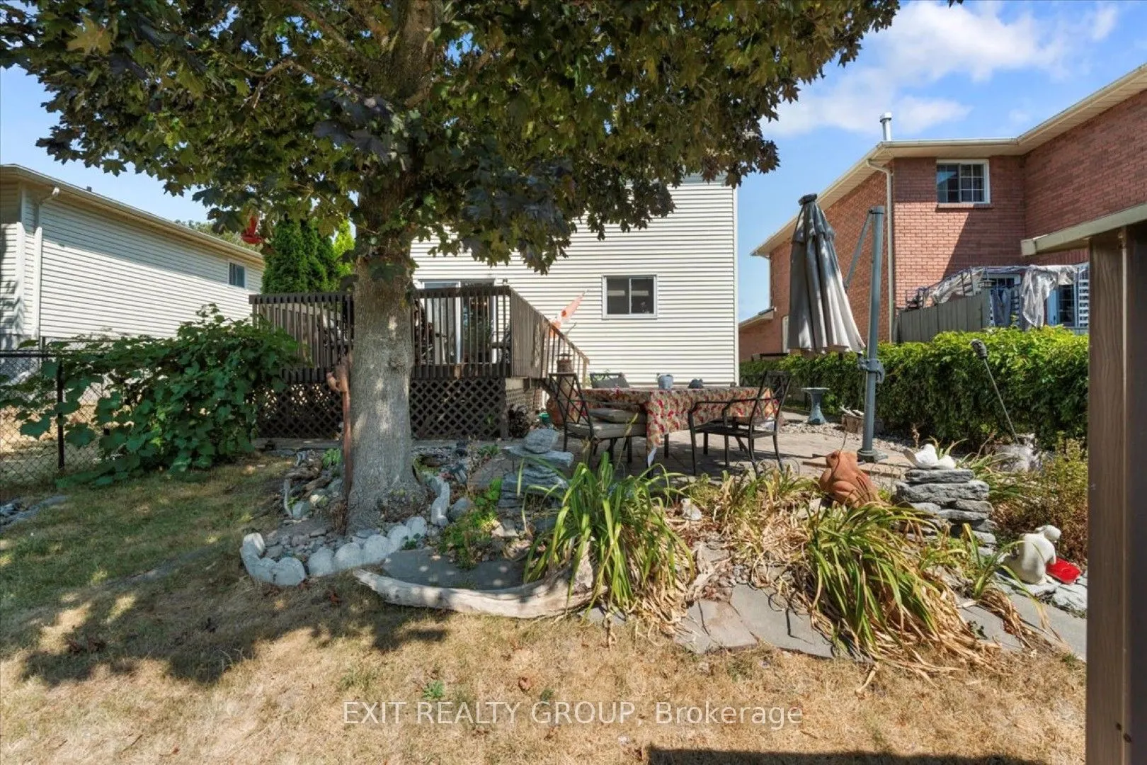 39 Sherwood Crescent