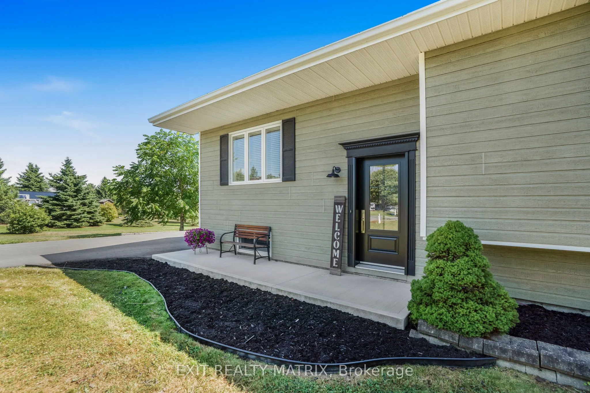 1526 Sandy Hill Road