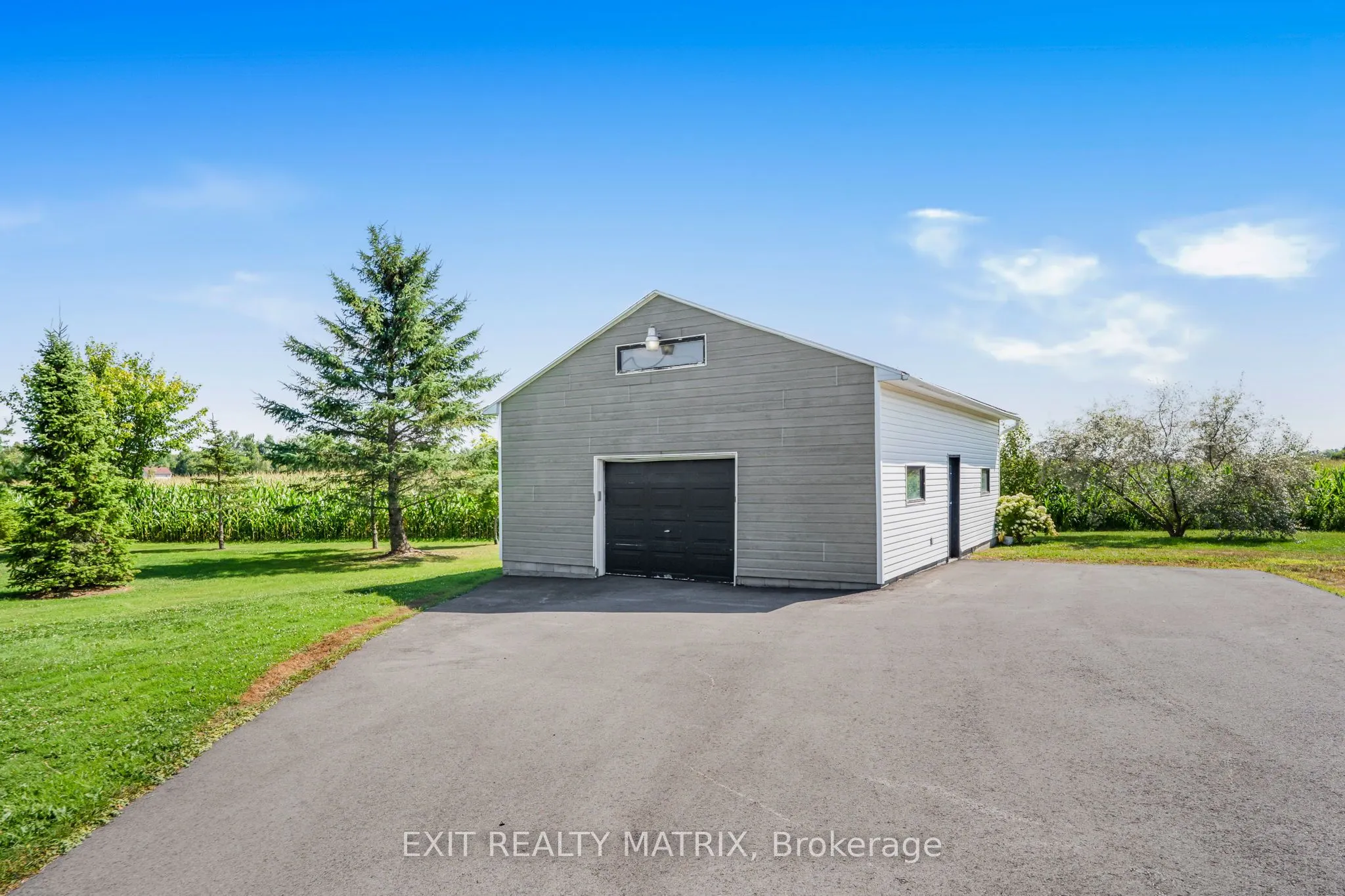 1526 Sandy Hill Road