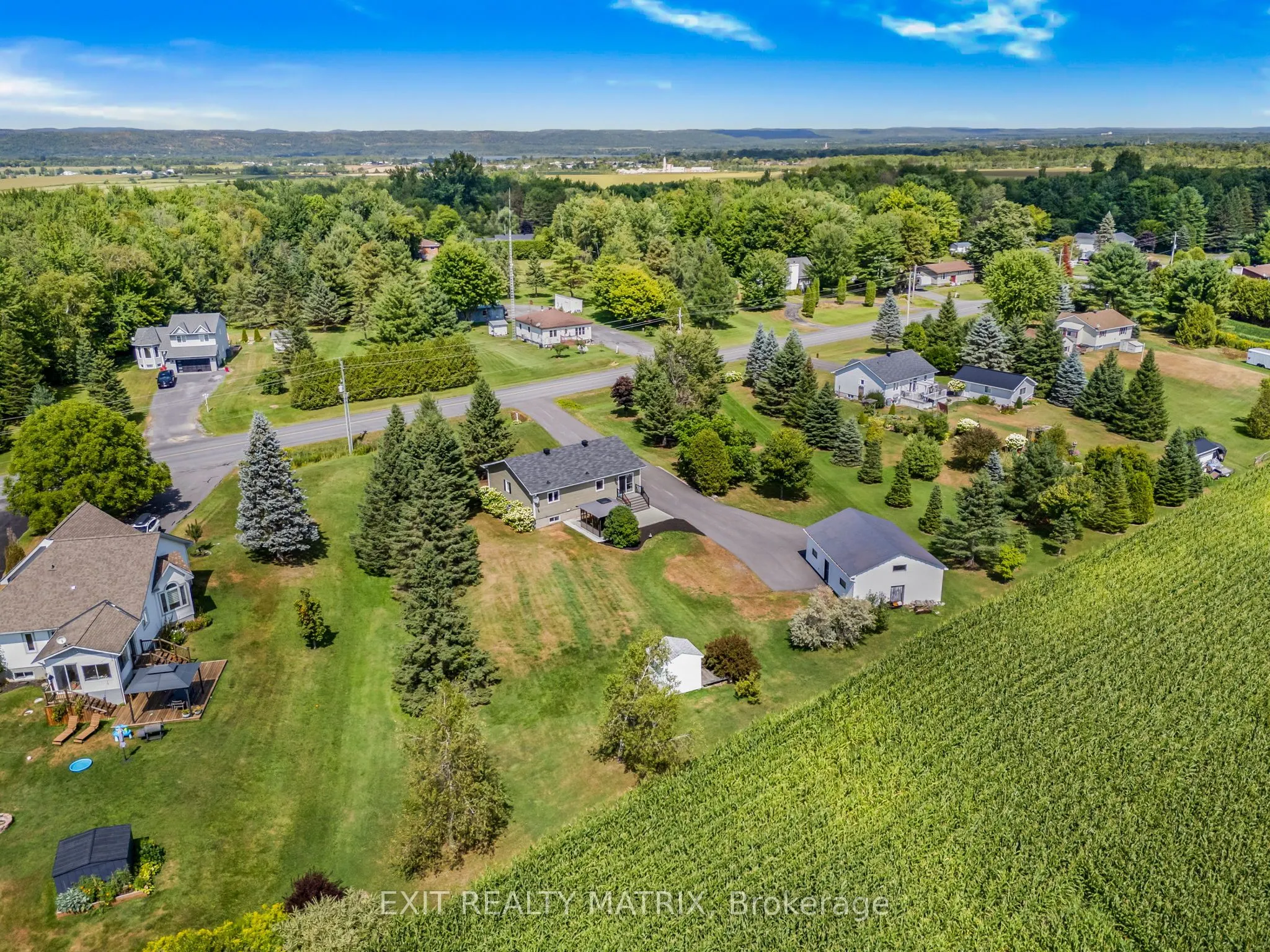 1526 Sandy Hill Road