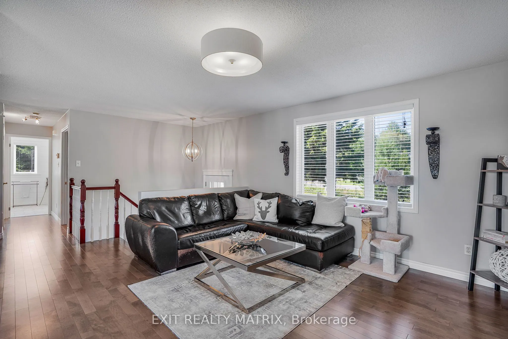 1526 Sandy Hill Road