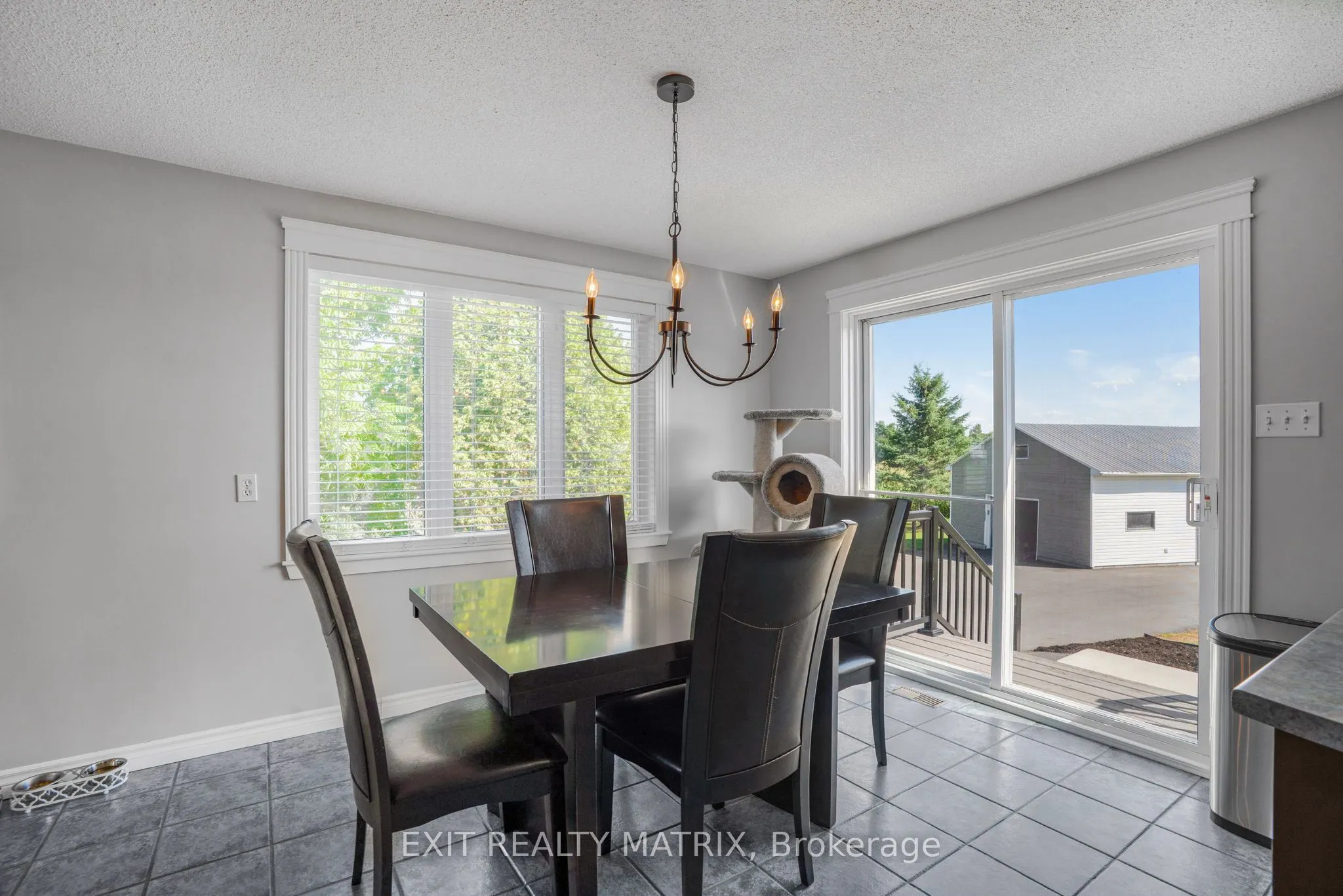 1526 Sandy Hill Road