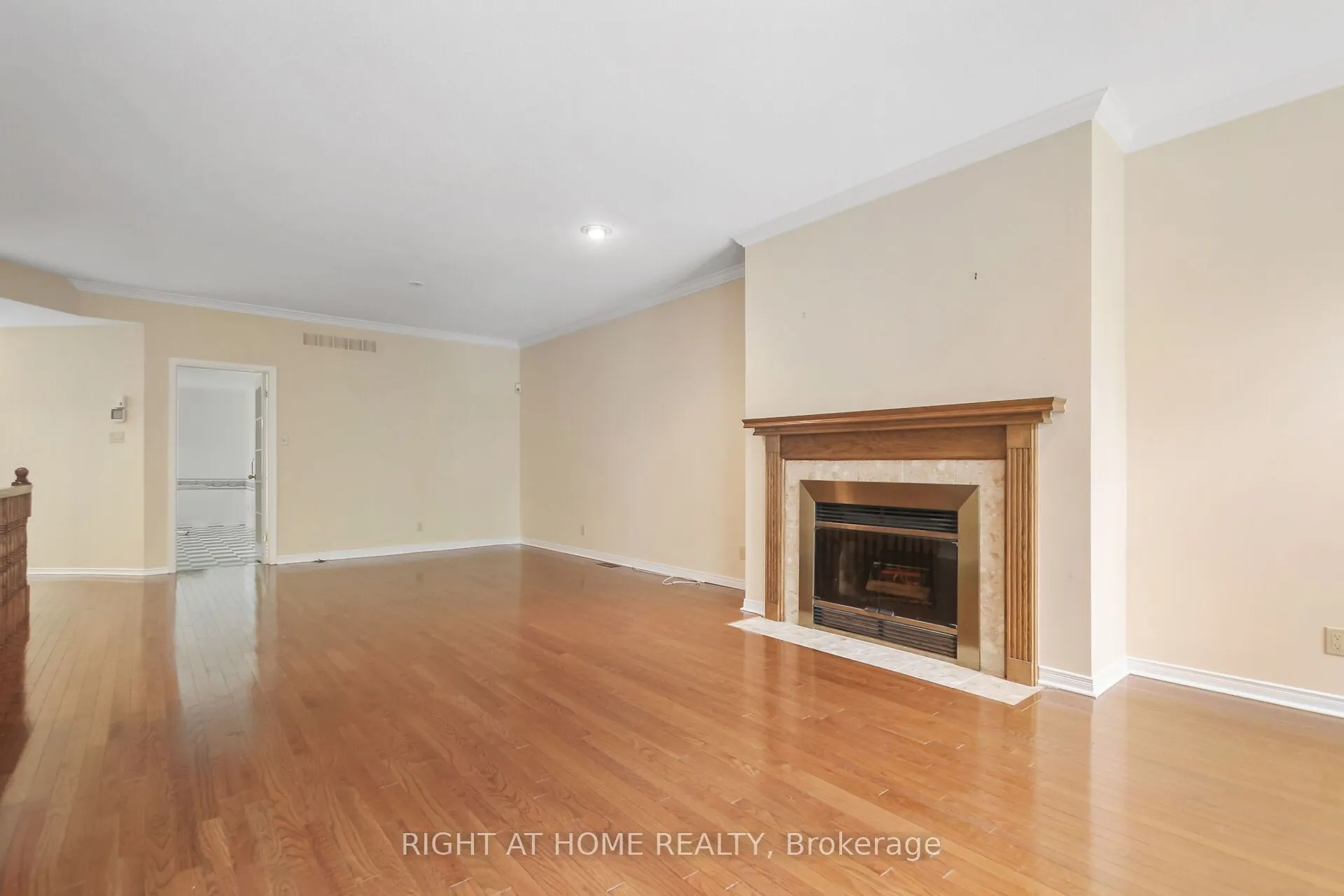 40 Kettering Private, #40