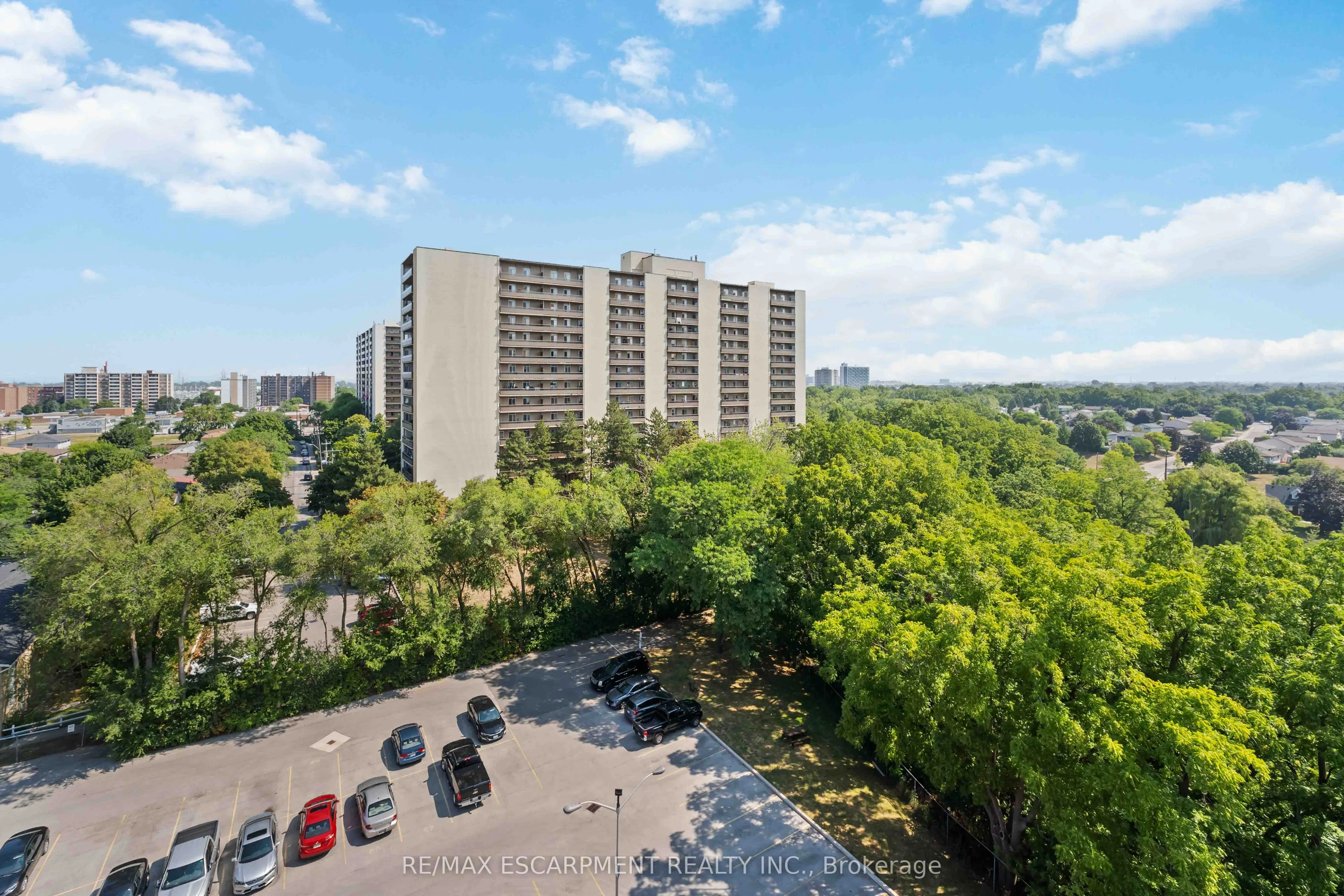 75 Glenburn Court, #1004