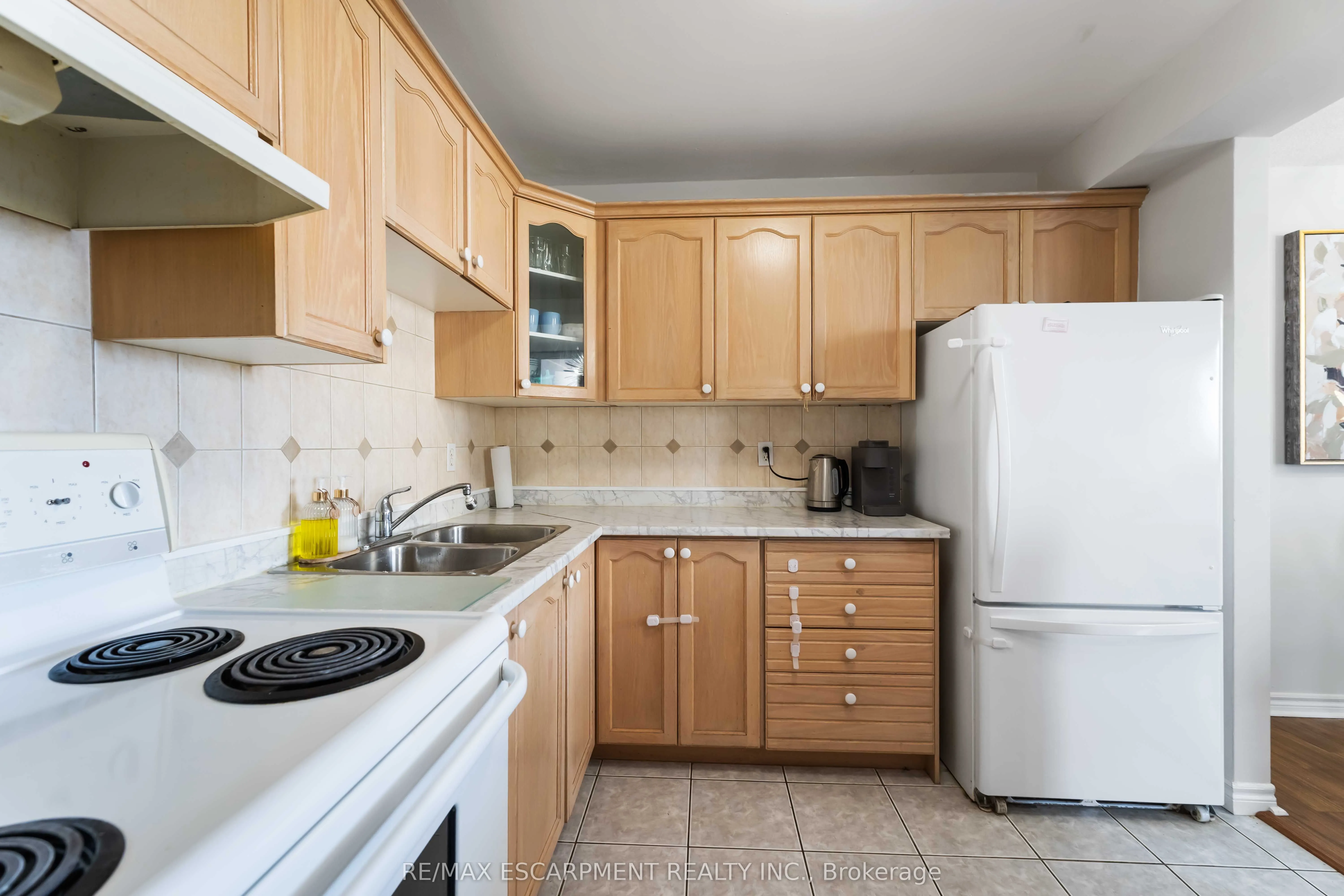 75 Glenburn Court, #1004