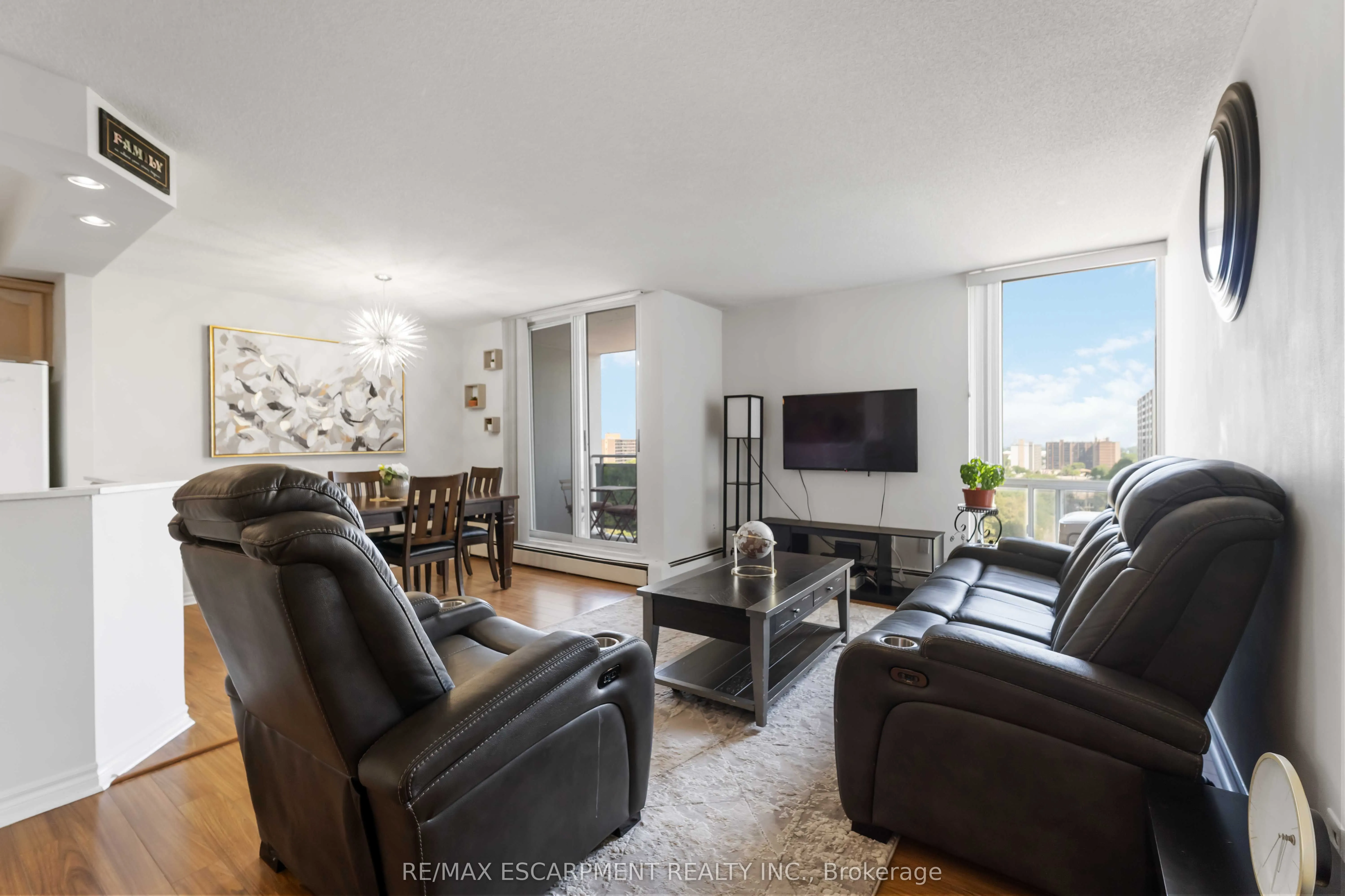 75 Glenburn Court, #1004