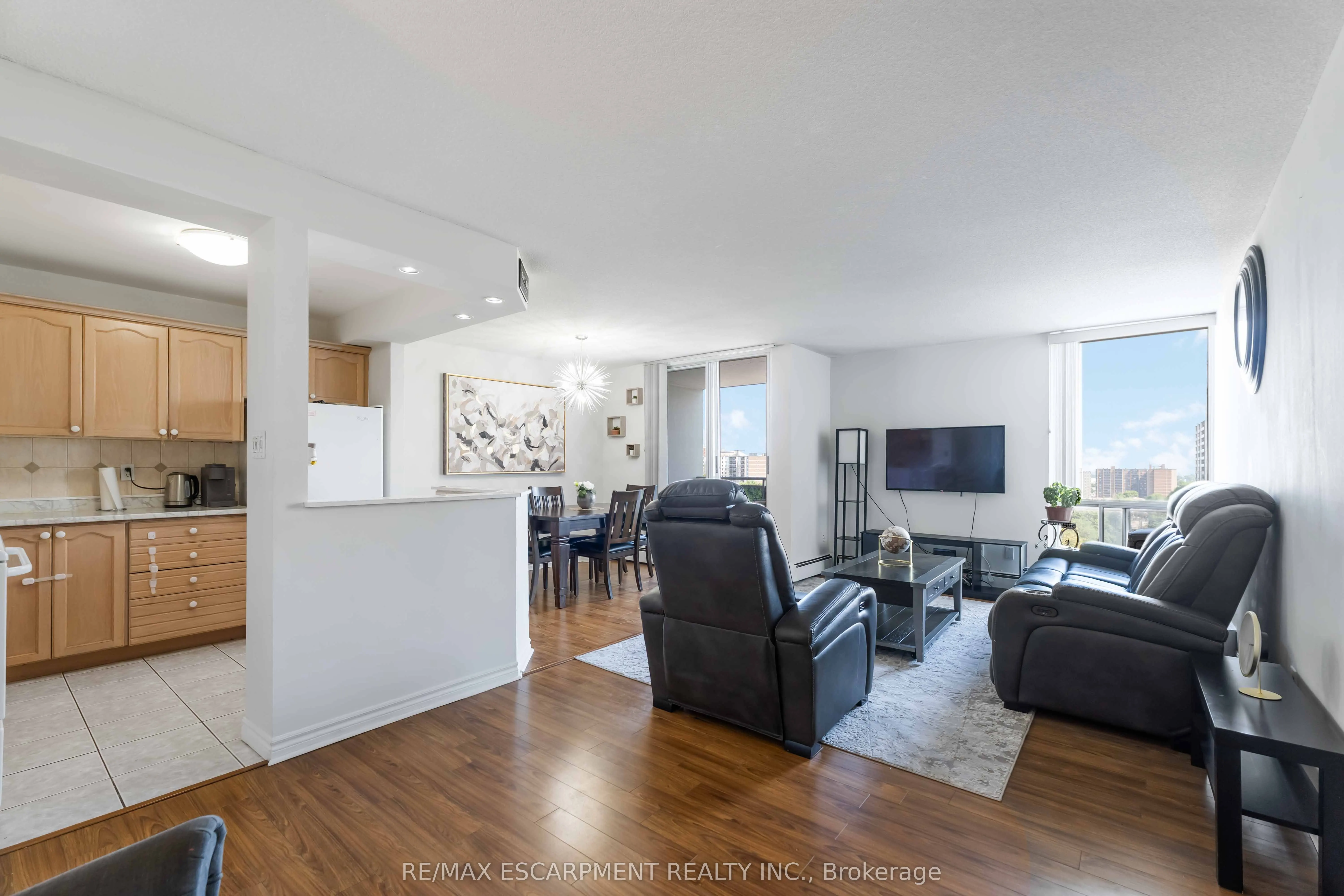 75 Glenburn Court, #1004