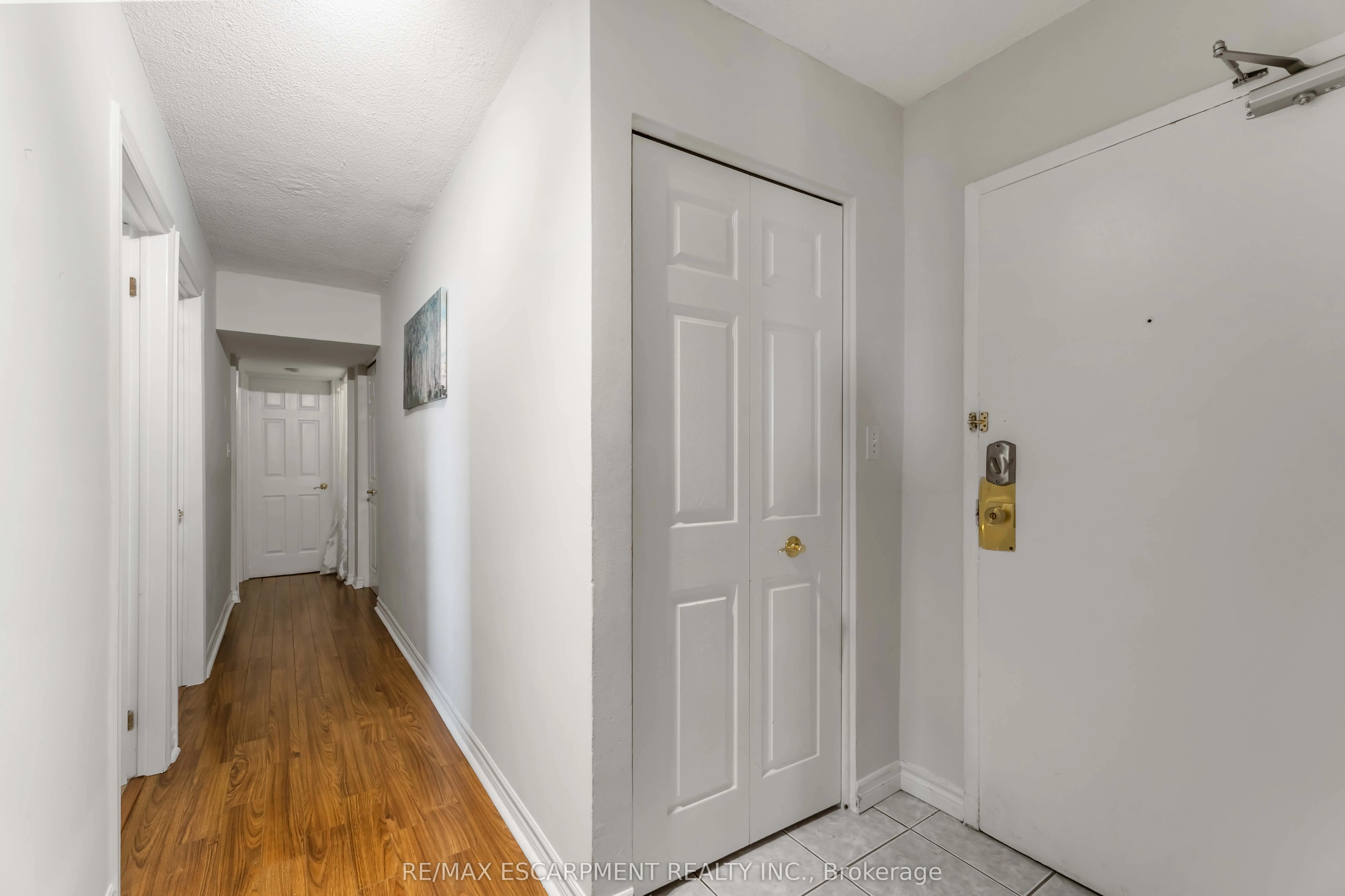 75 Glenburn Court, #1004