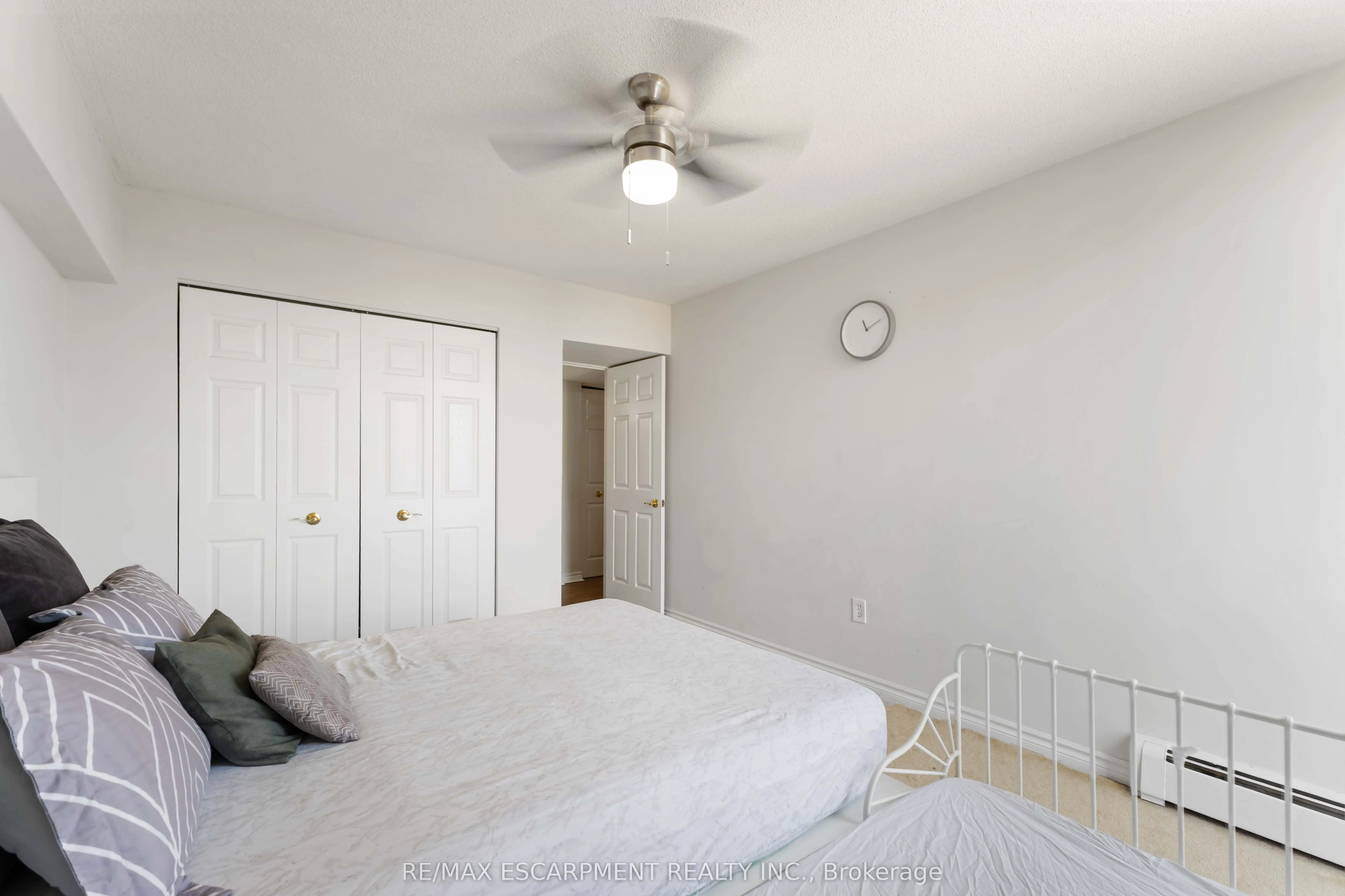 75 Glenburn Court, #1004