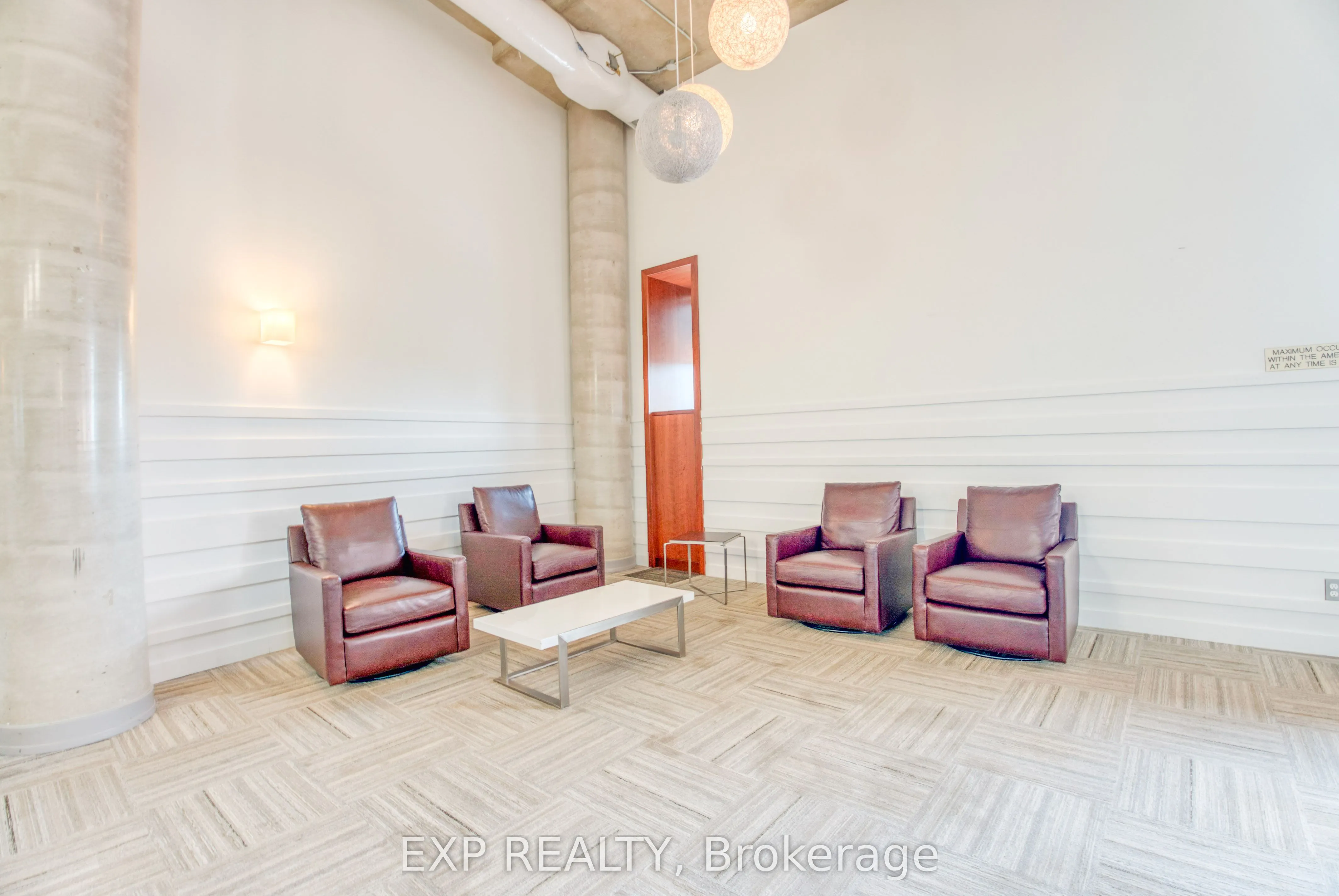 354 Gladstone Avenue, #321