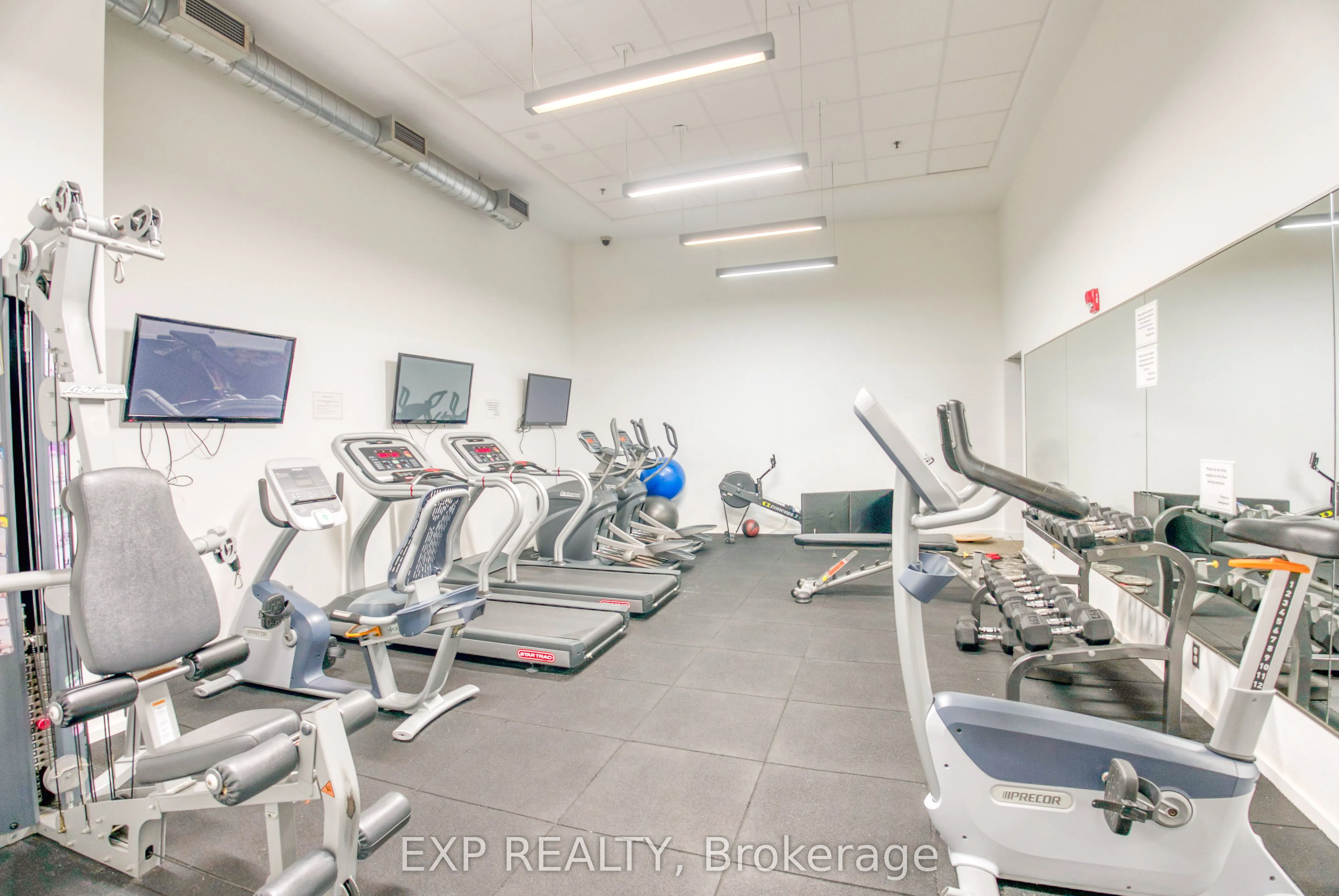 354 Gladstone Avenue, #321