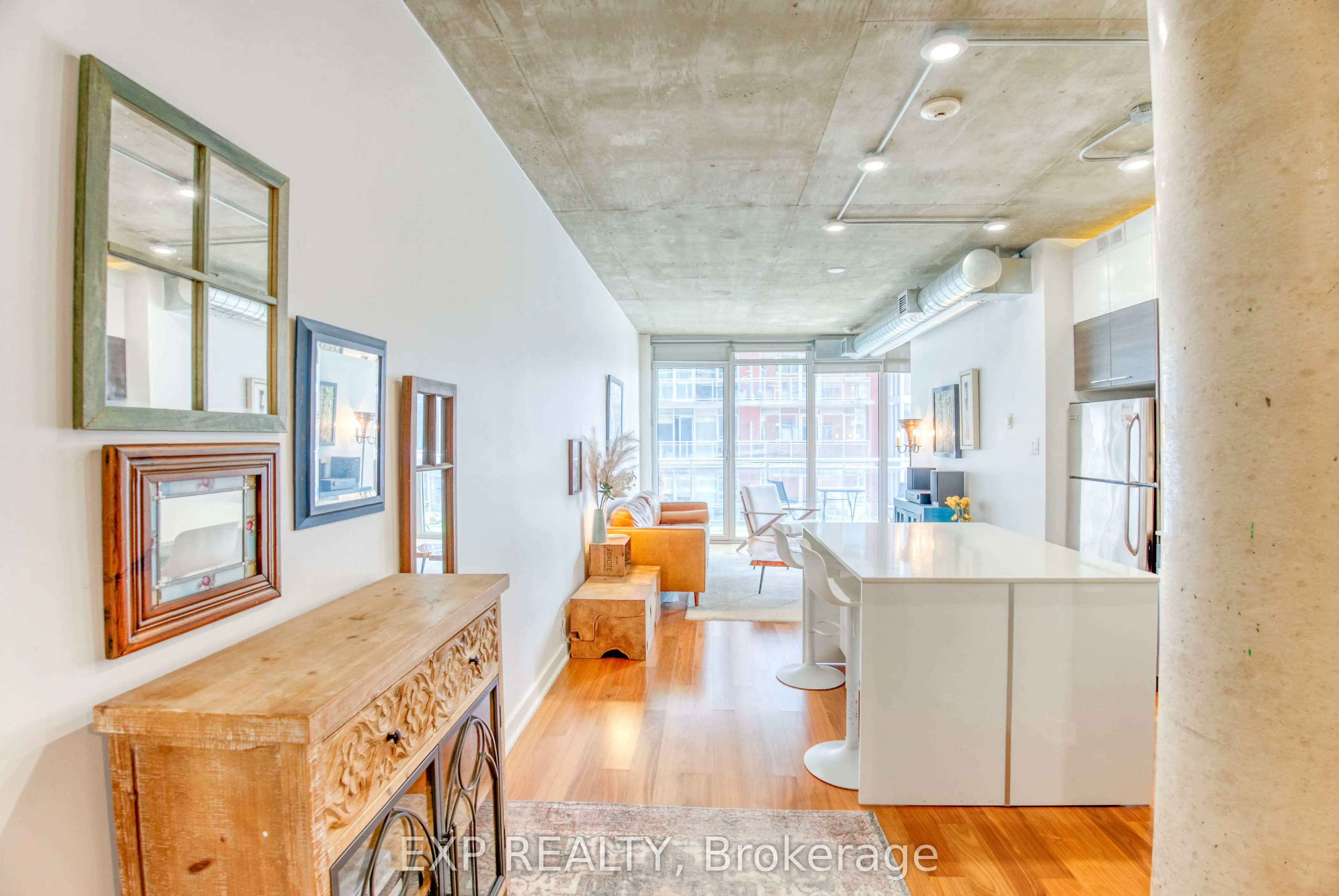 354 Gladstone Avenue, #321