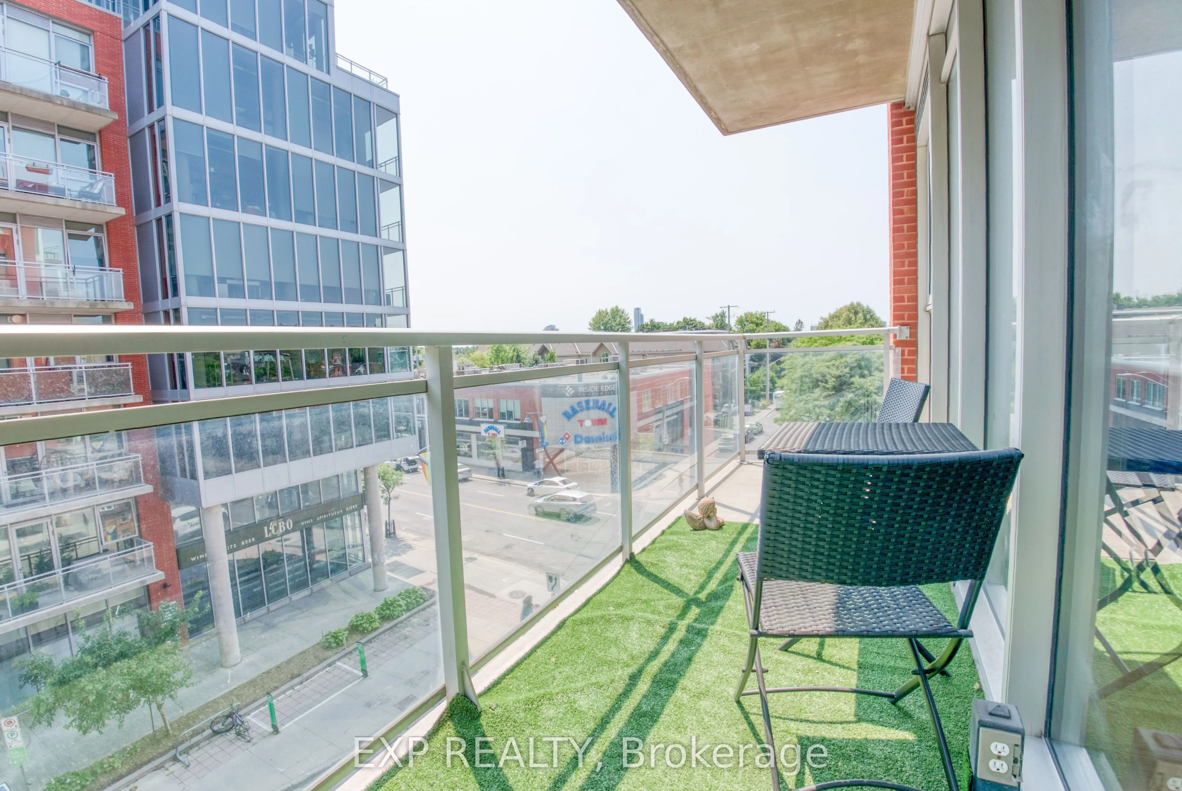 354 Gladstone Avenue, #321