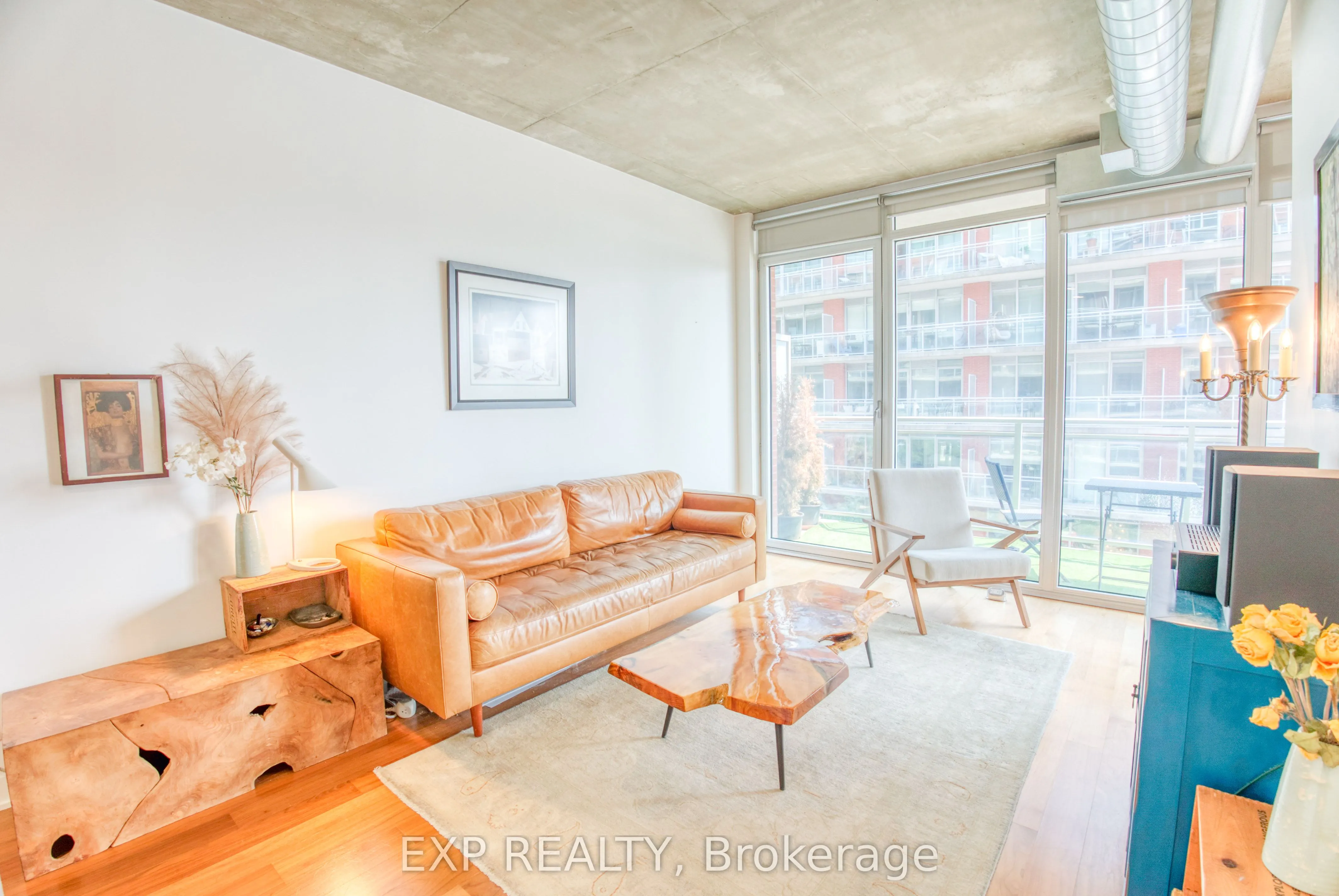 354 Gladstone Avenue, #321