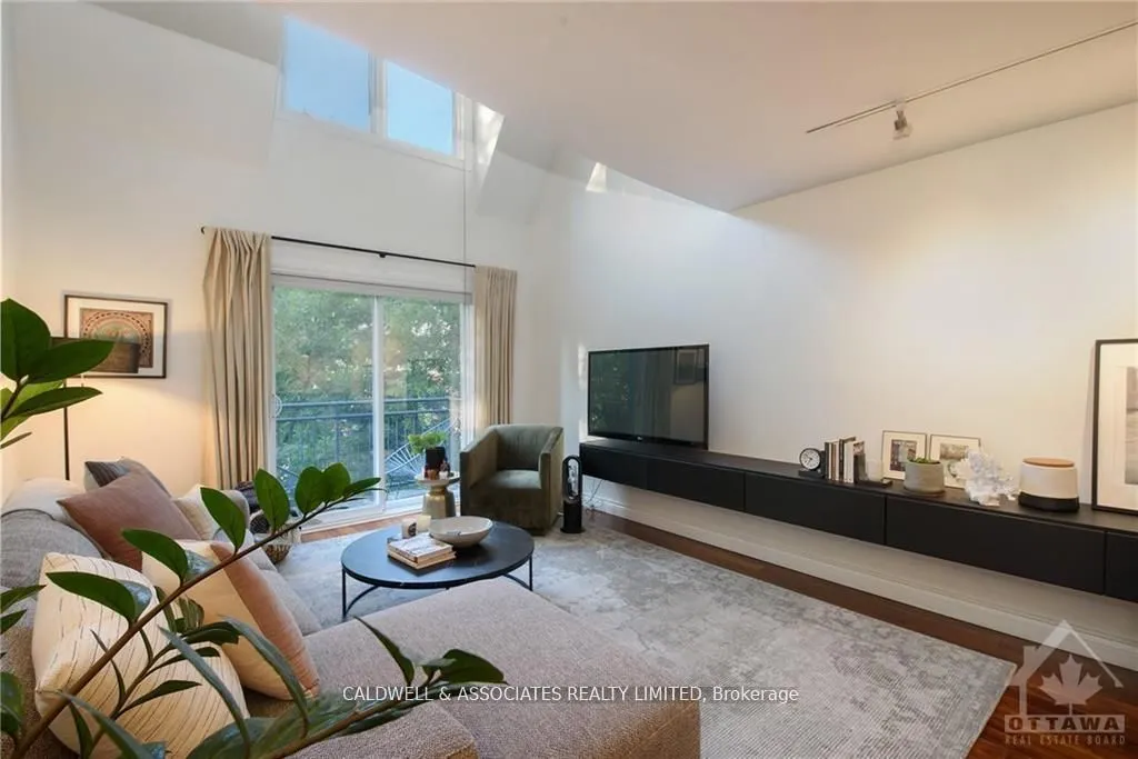 215 St Patrick Street, #20