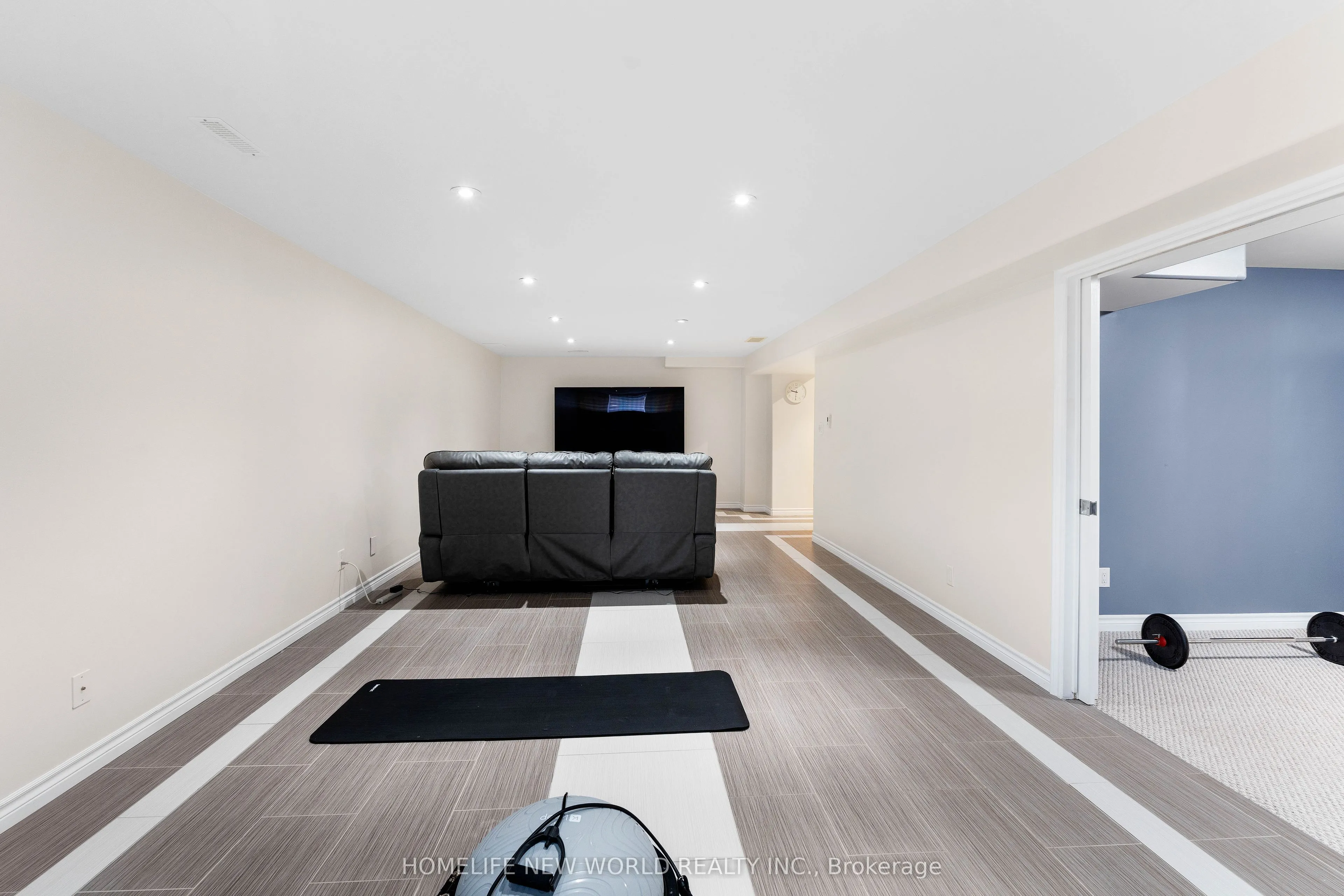 24 Kipling Drive