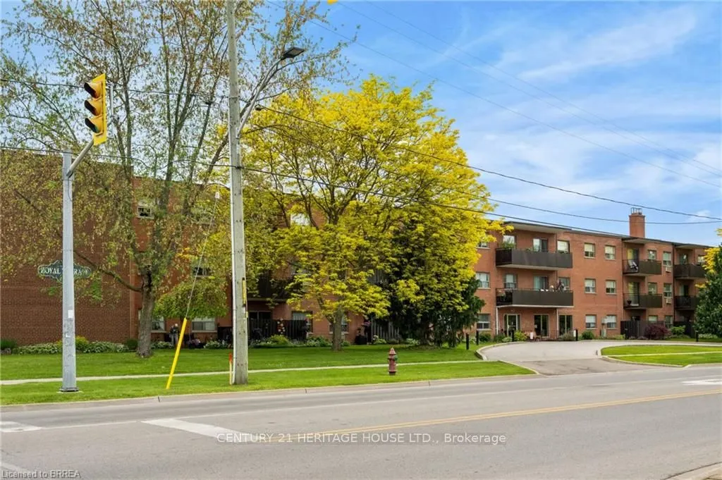485 Thorold Road, #323