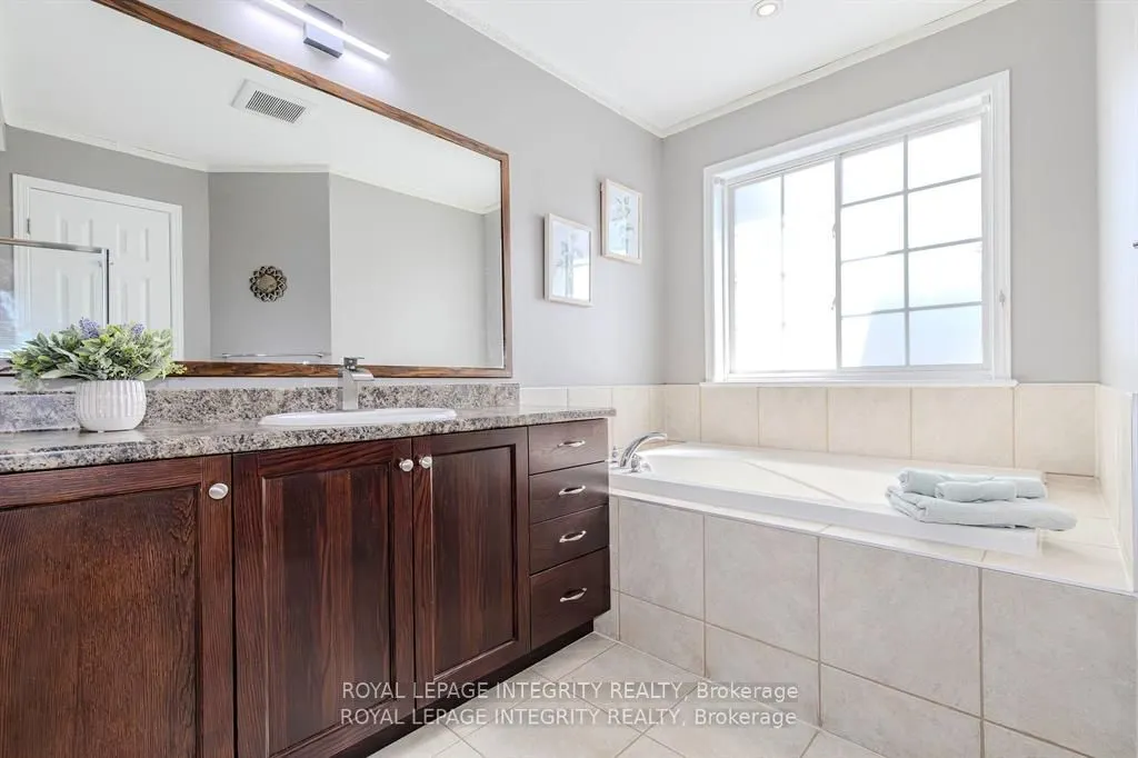 336 Quetico Private