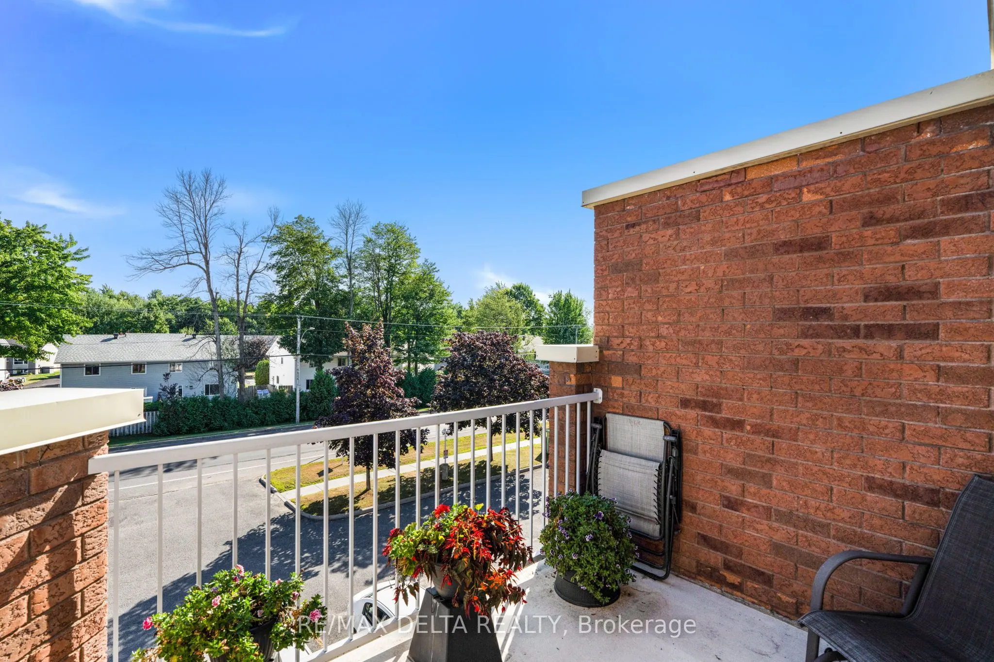 669 Spence Avenue, #5
