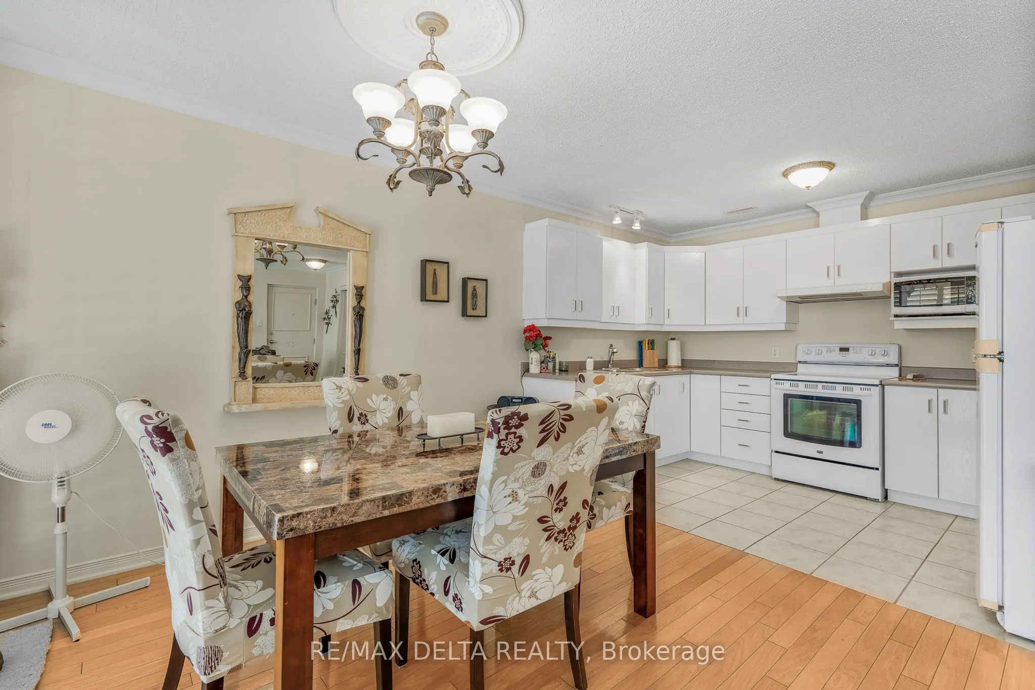 669 Spence Avenue, #5