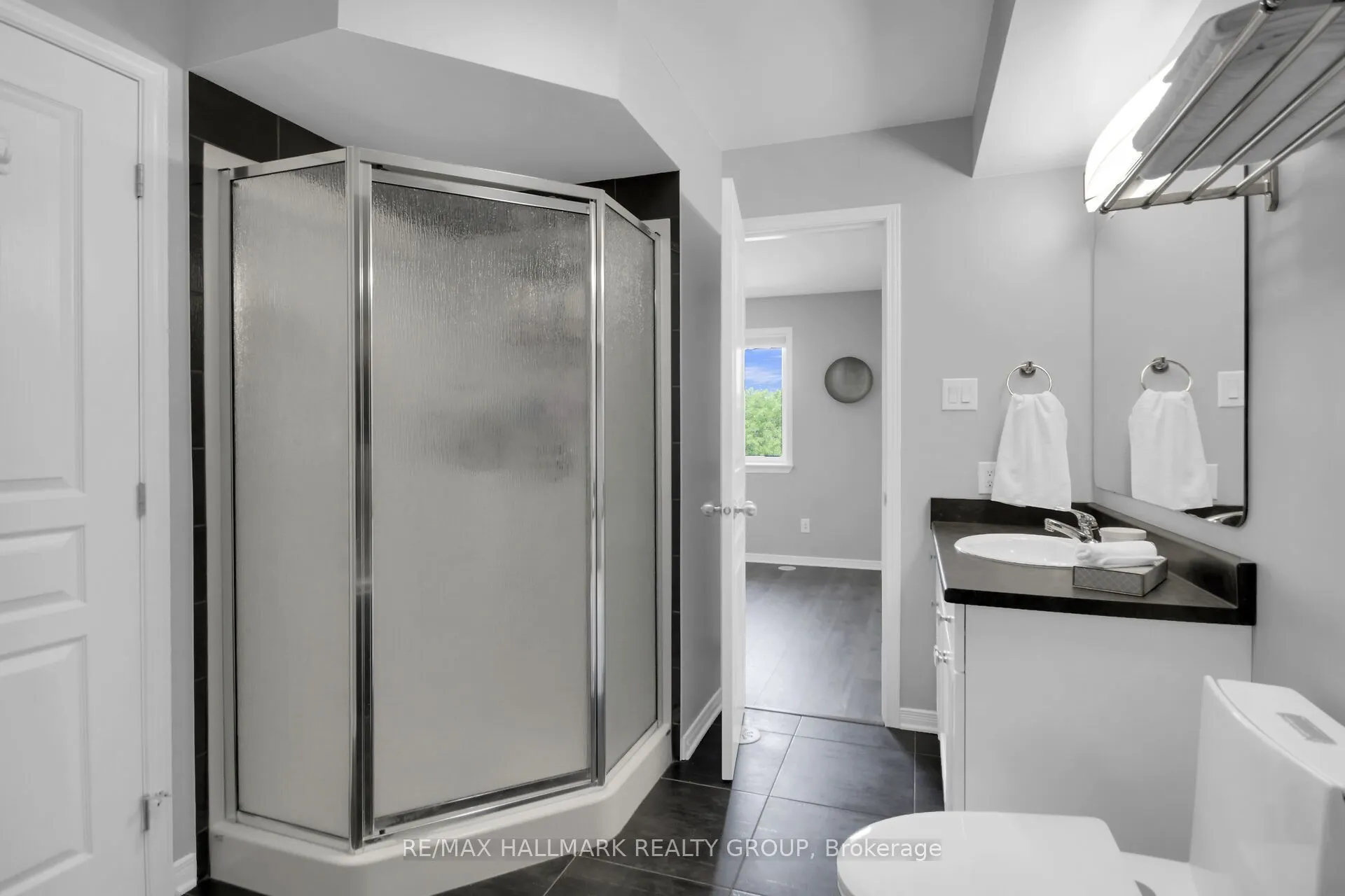 303 Mosaic Private