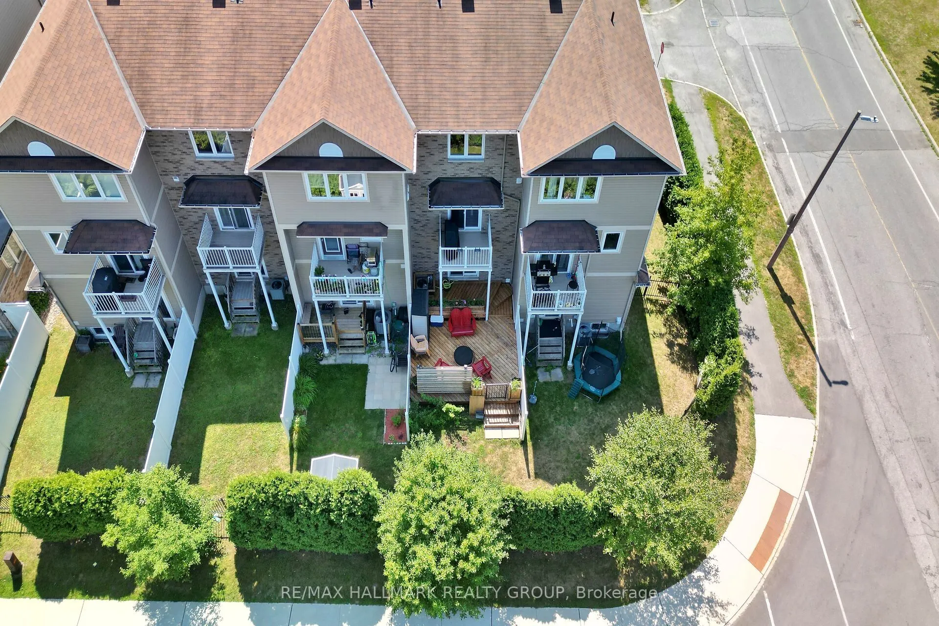 303 Mosaic Private
