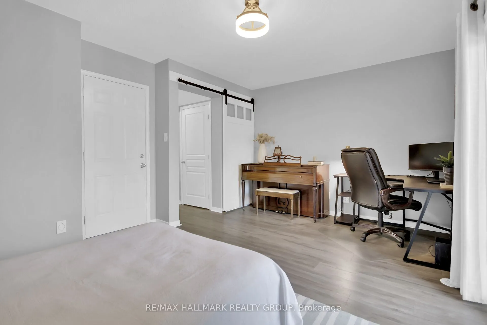 303 Mosaic Private