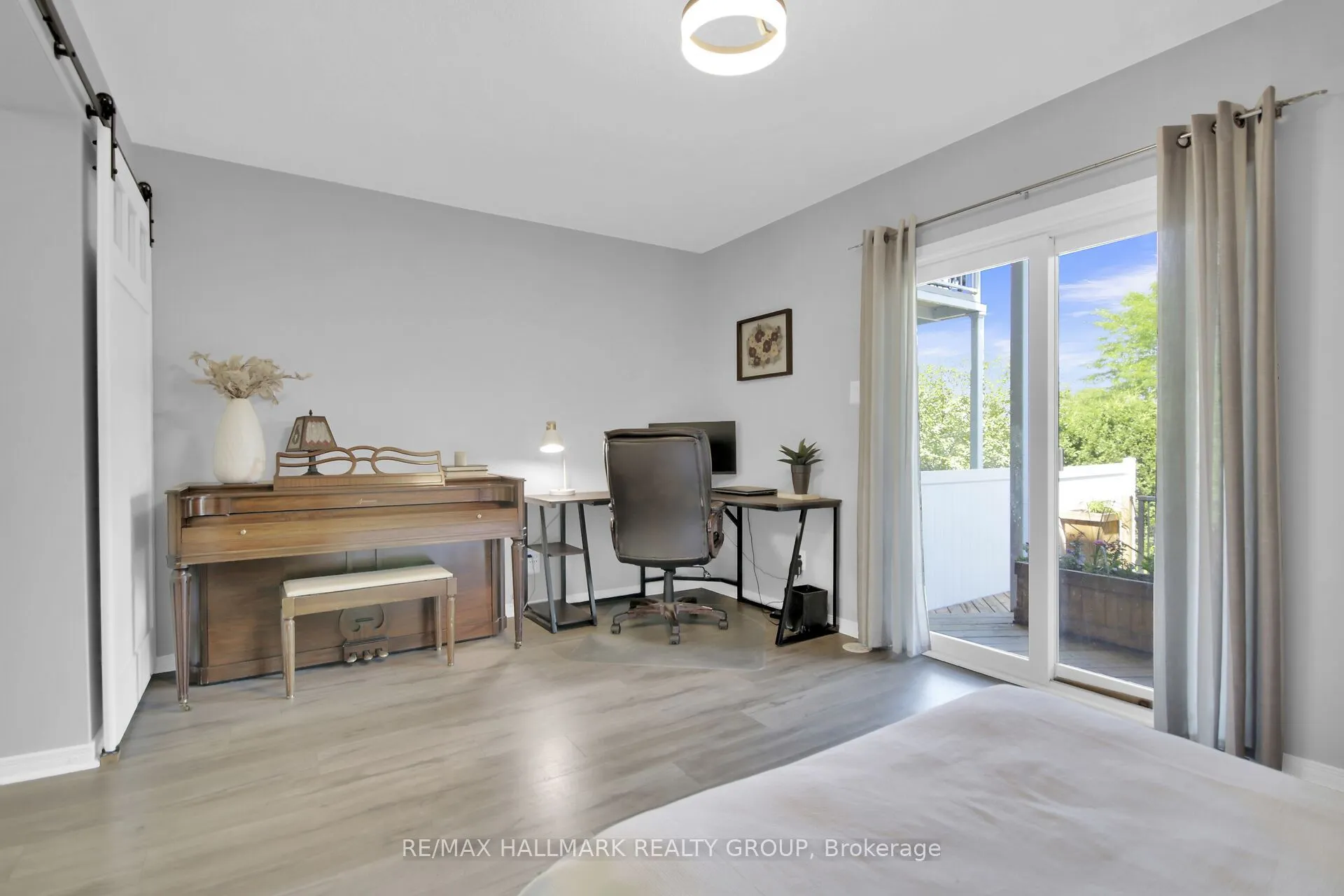 303 Mosaic Private