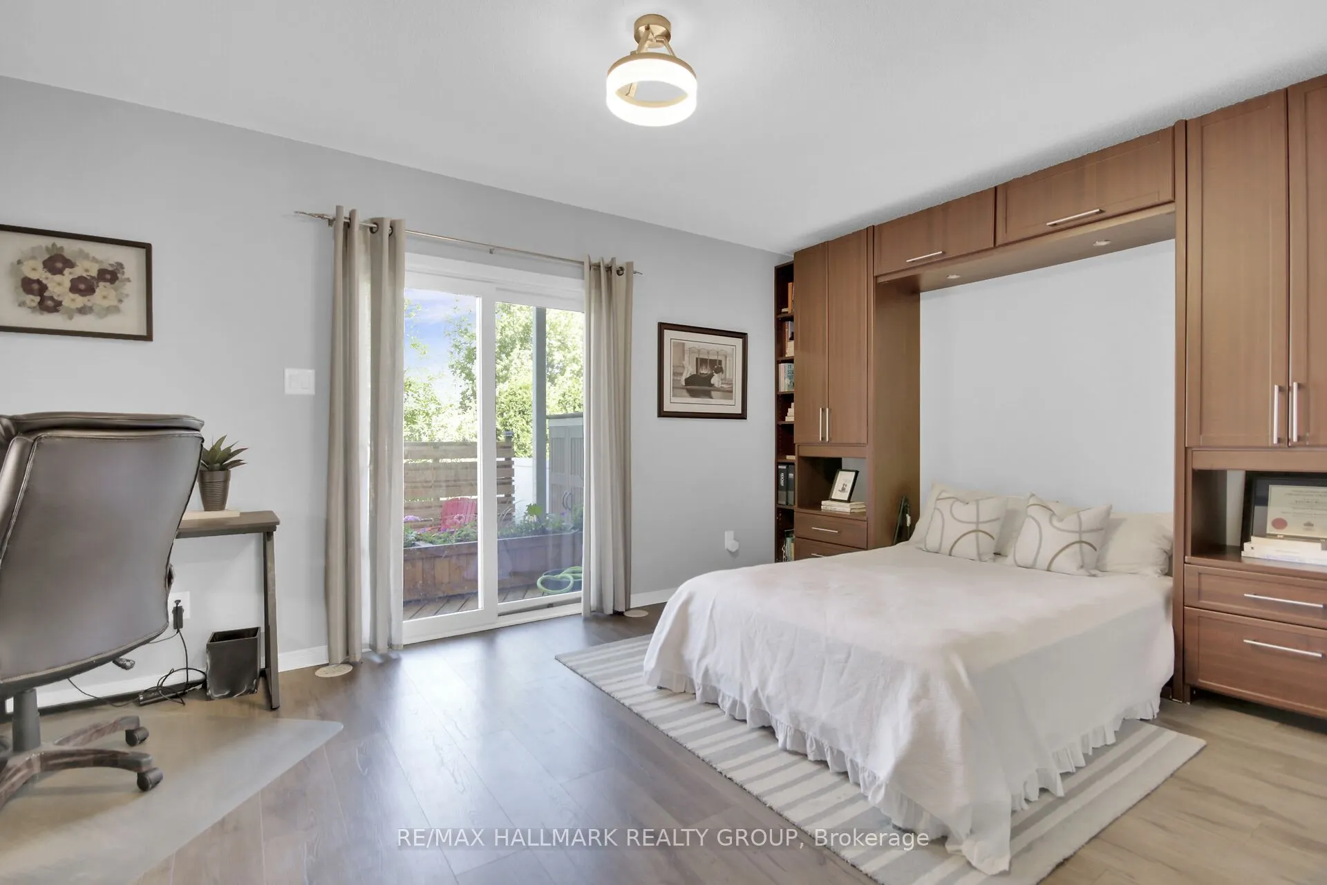 303 Mosaic Private