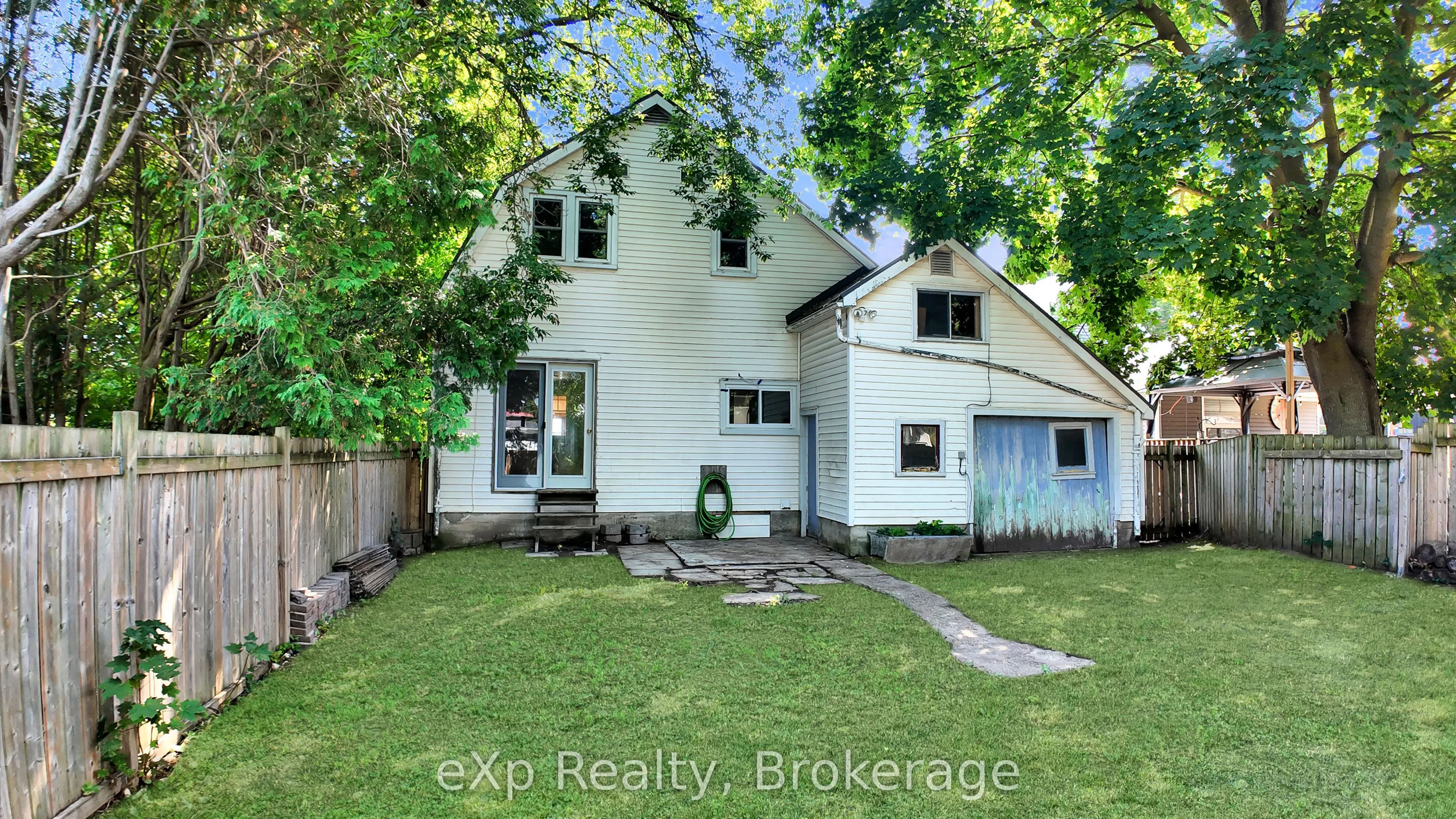 315 McNab Street