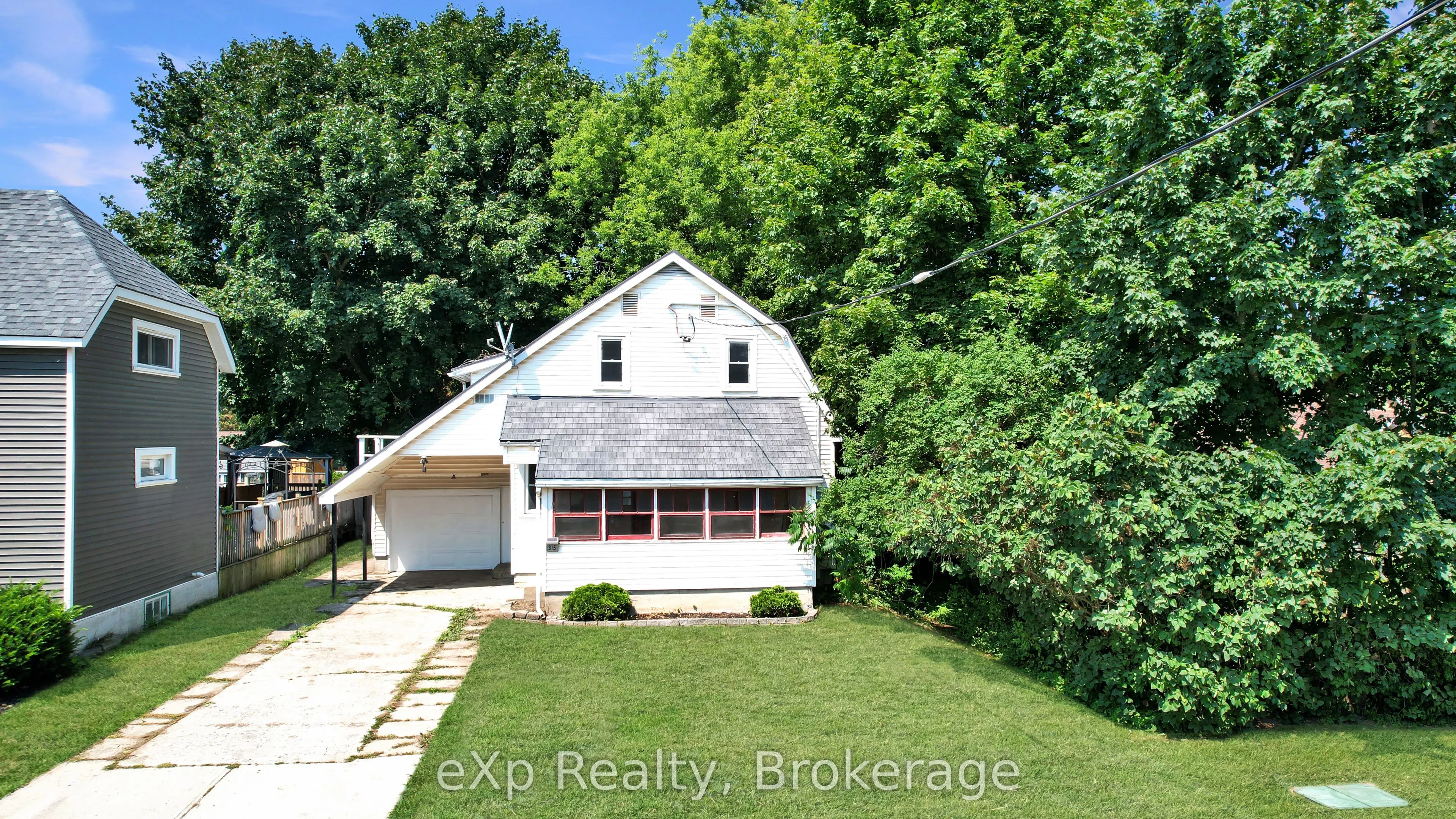 315 McNab Street
