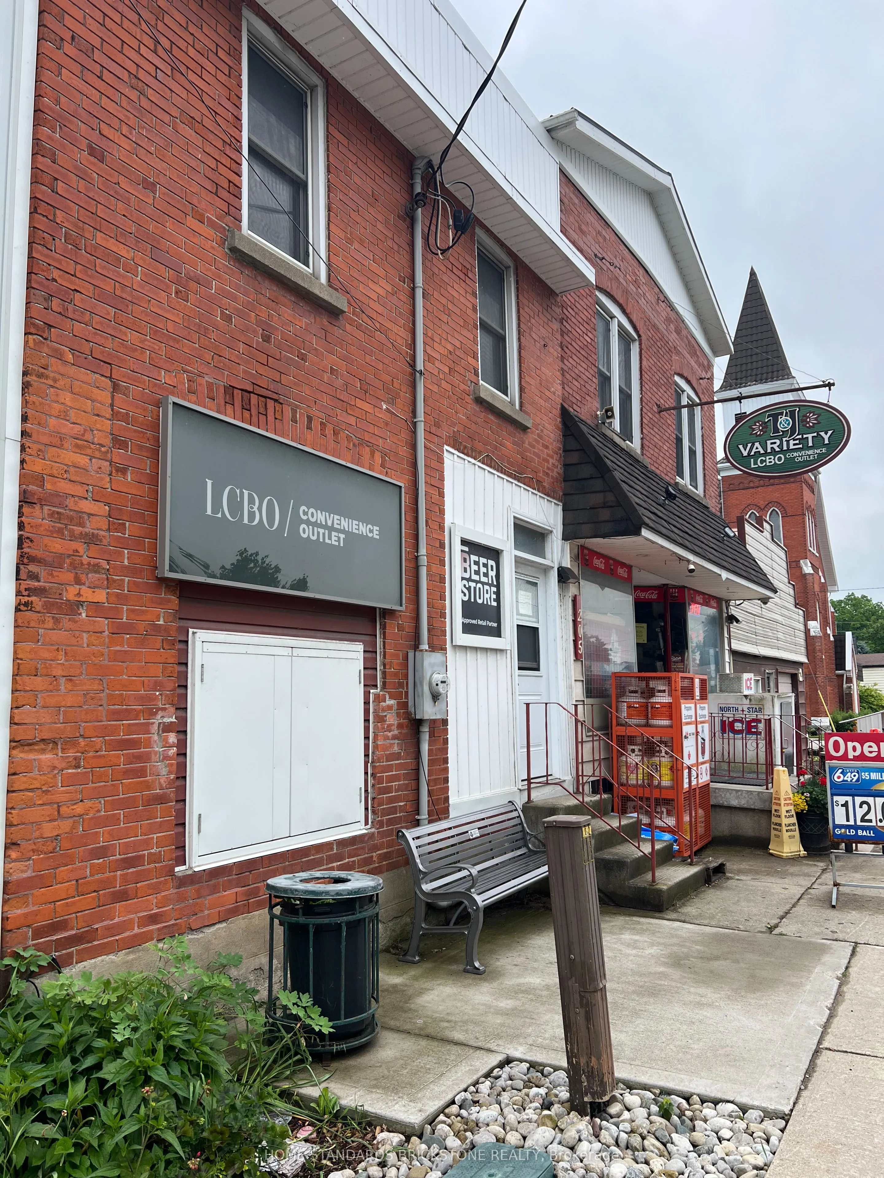 205 Winstanley Street