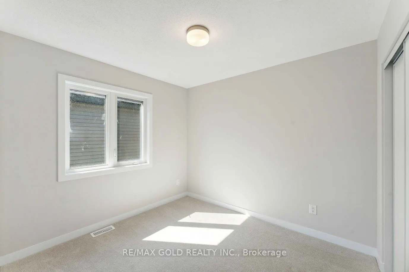 356 Peninsula Road