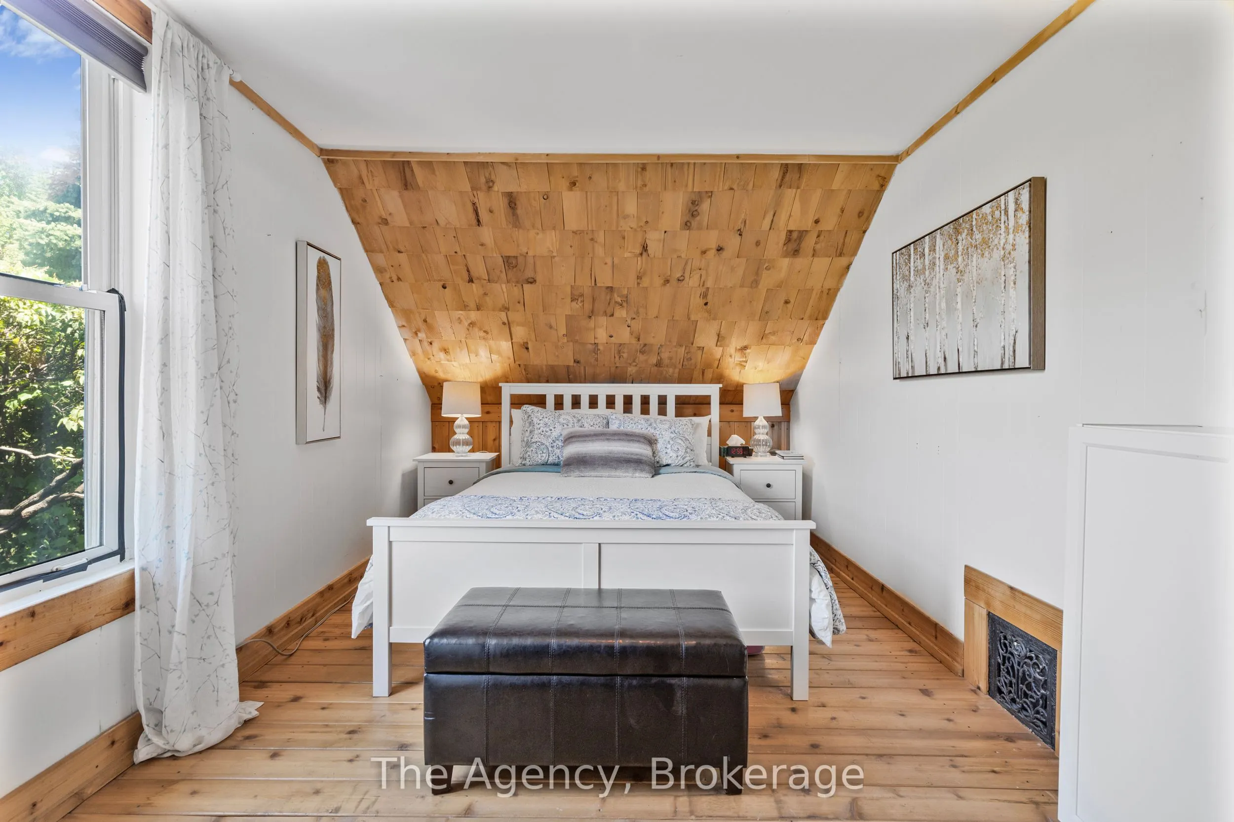 1 Mareve Avenue