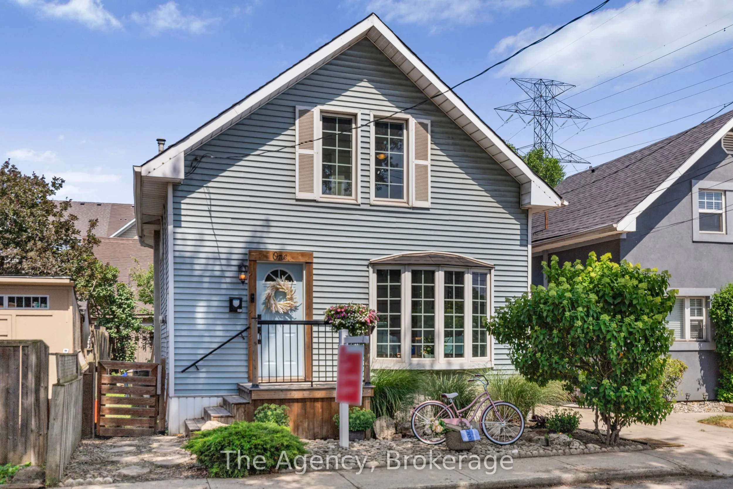 1 Mareve Avenue