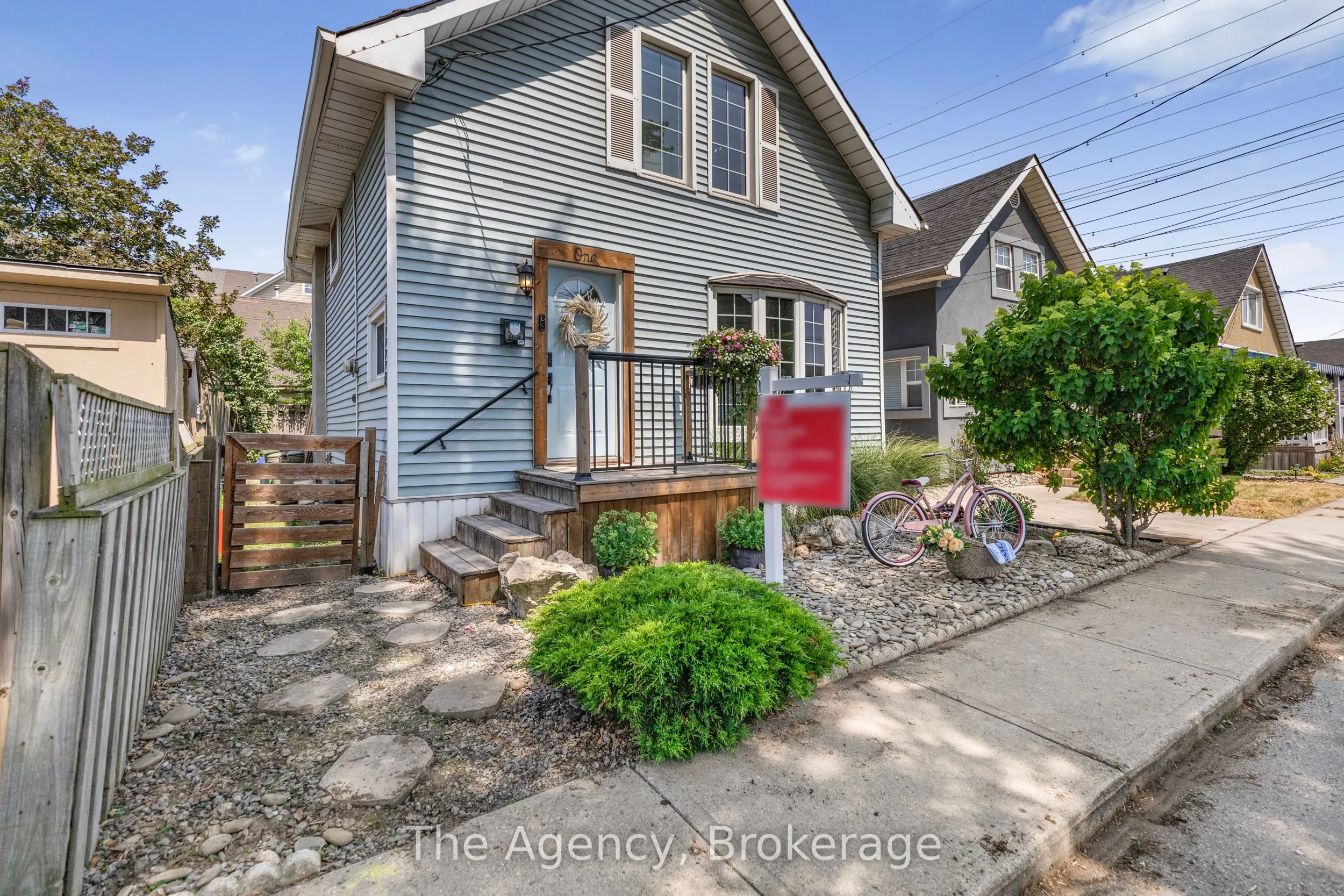 1 Mareve Avenue