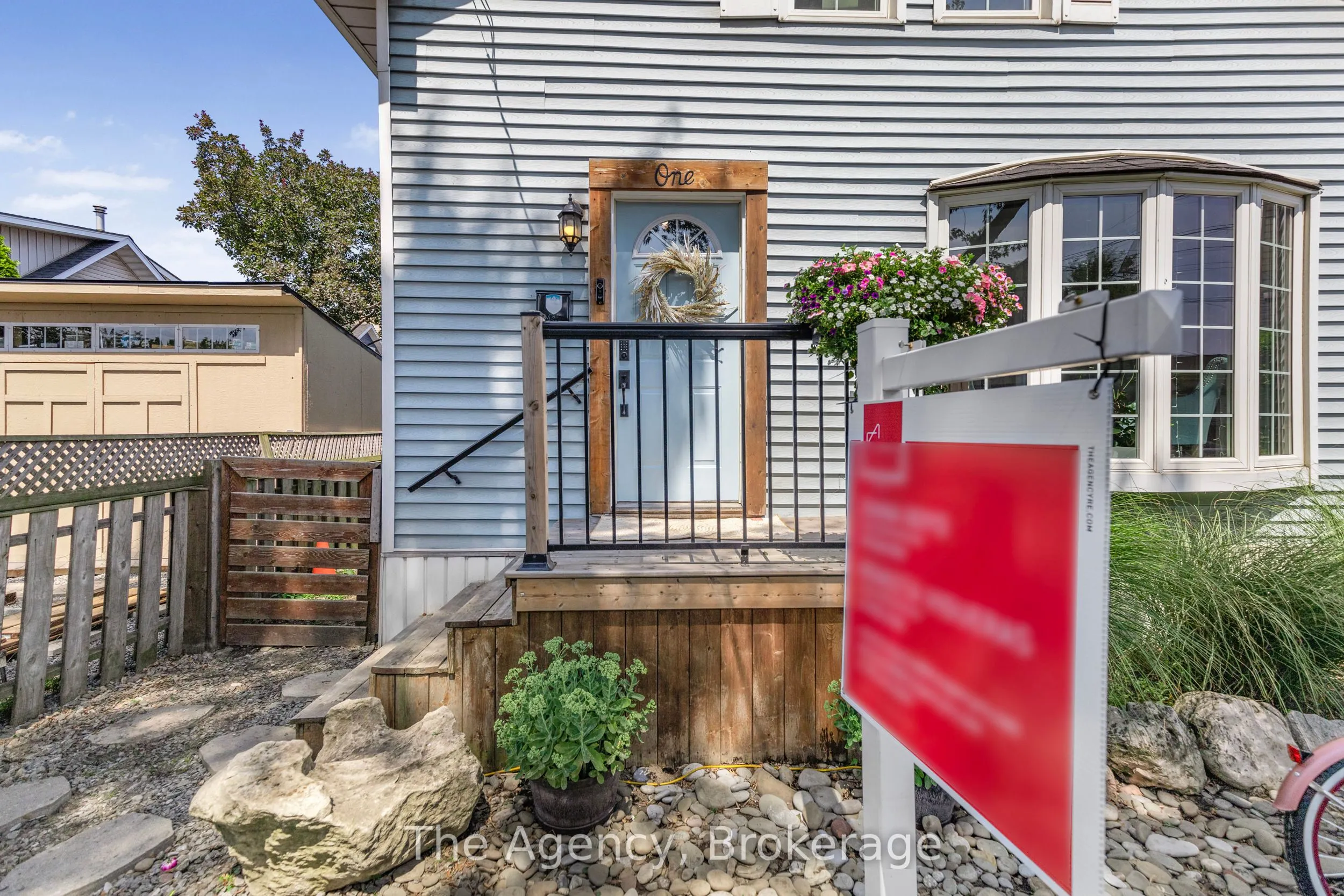 1 Mareve Avenue