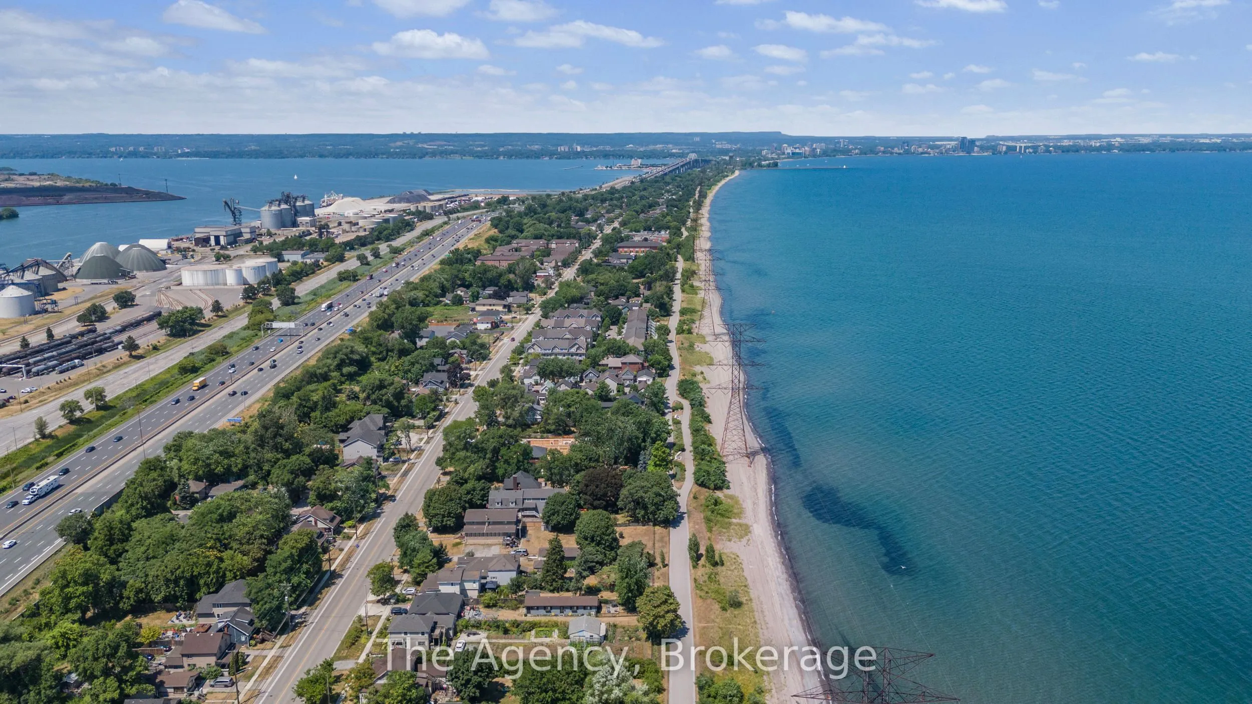 1 Mareve Avenue