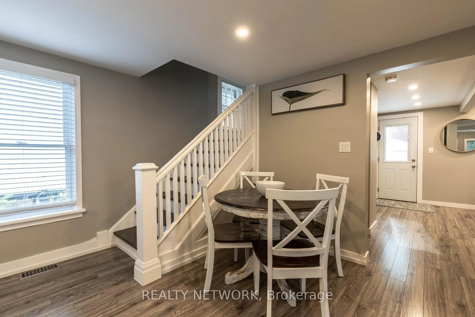 2985 Portage Road