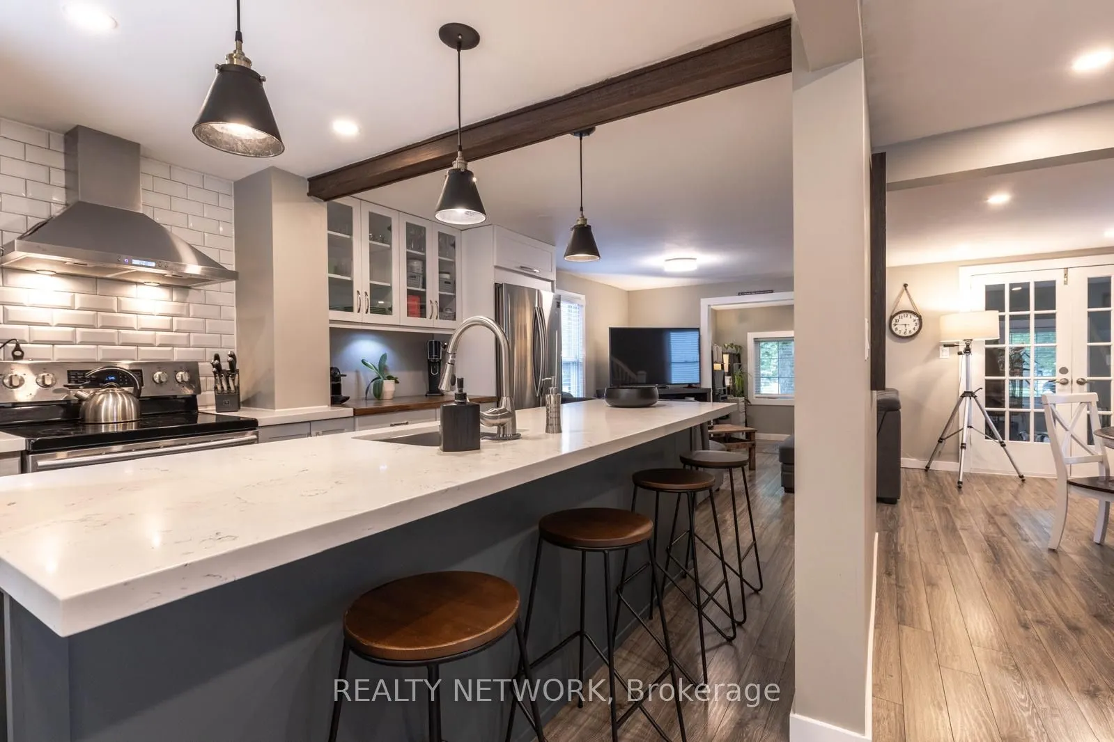 2985 Portage Road
