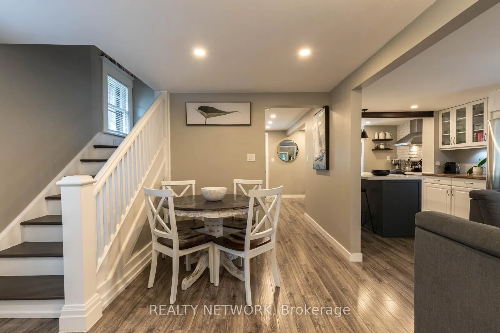 2985 Portage Road