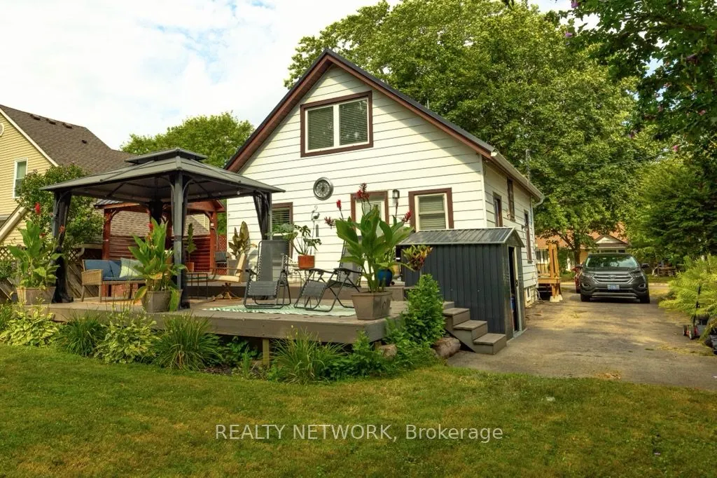 2985 Portage Road