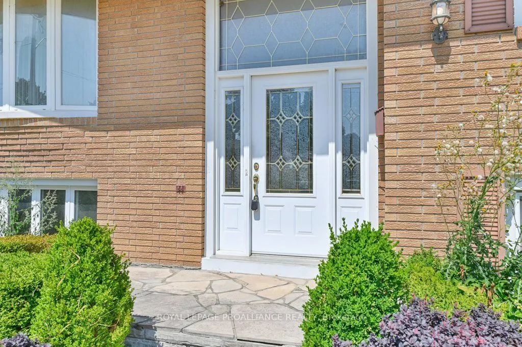 225 McGill Street